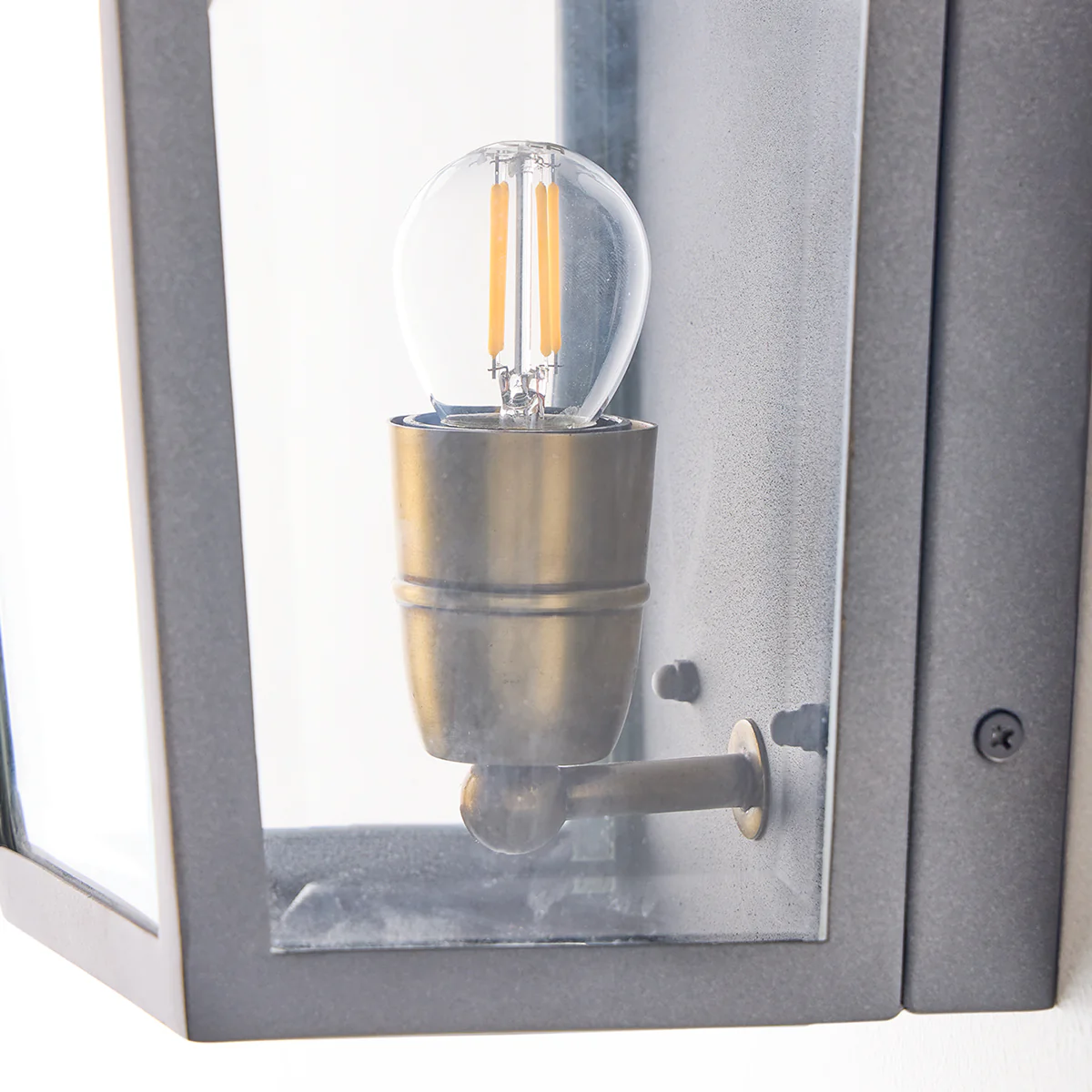 Majorelle ip44 wall lantern in Grey - Image 8