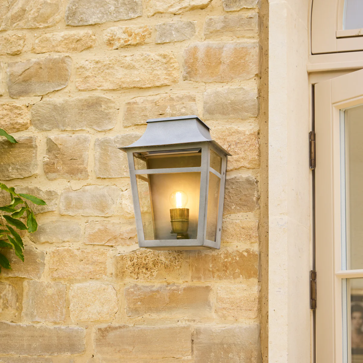 Majorelle ip44 wall lantern in Grey - Image 9