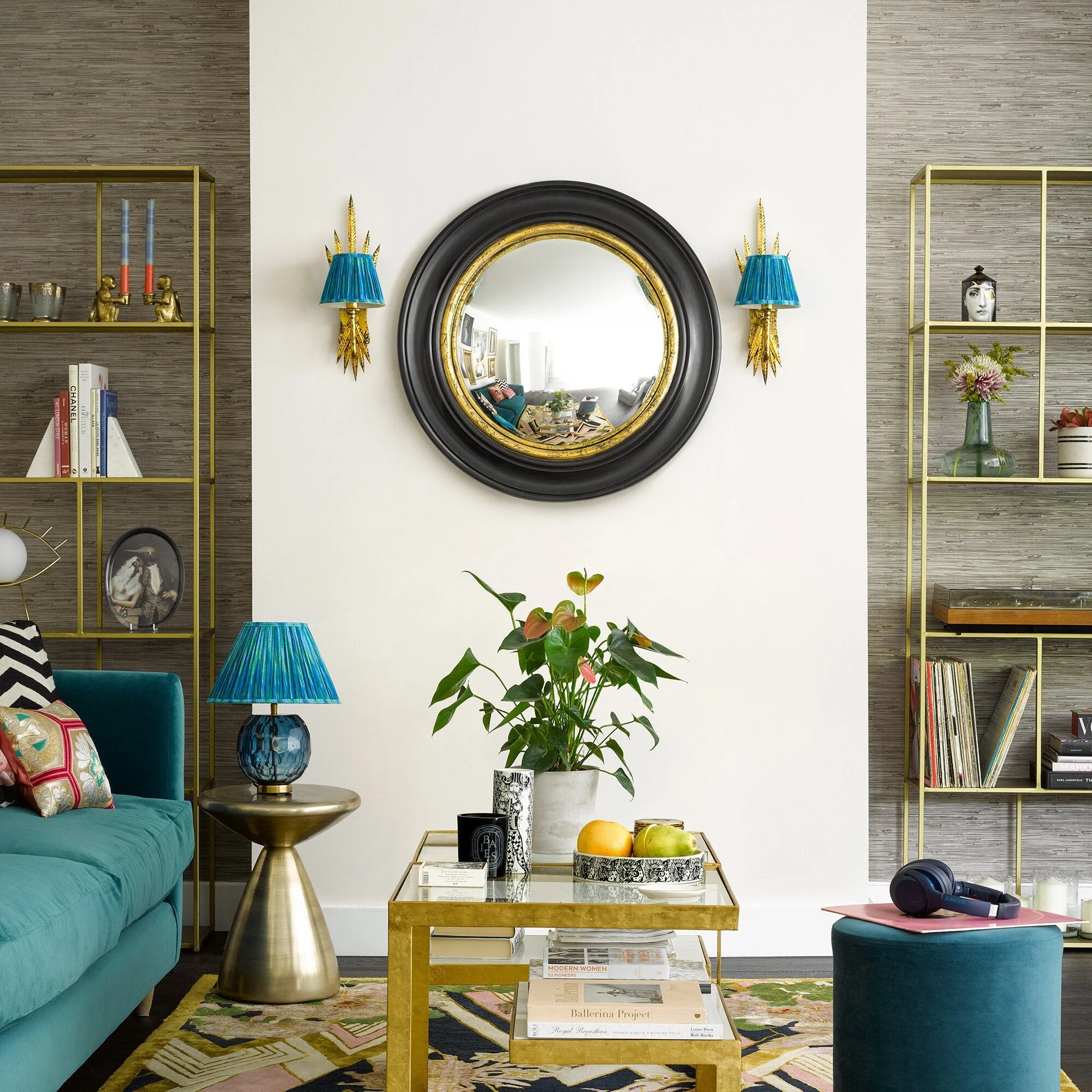 Marlon convex mirror in black and gold - Image 3