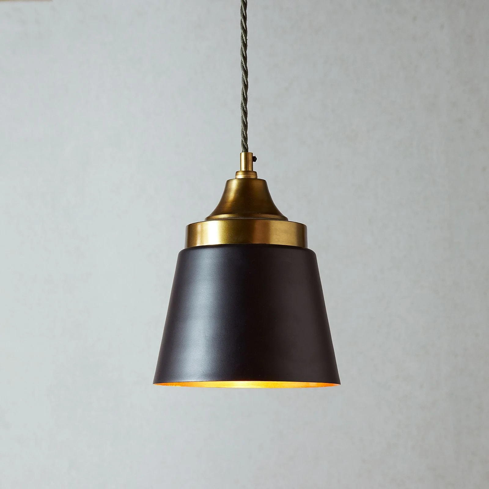 McAtty black pendant with brass interior - Image 3