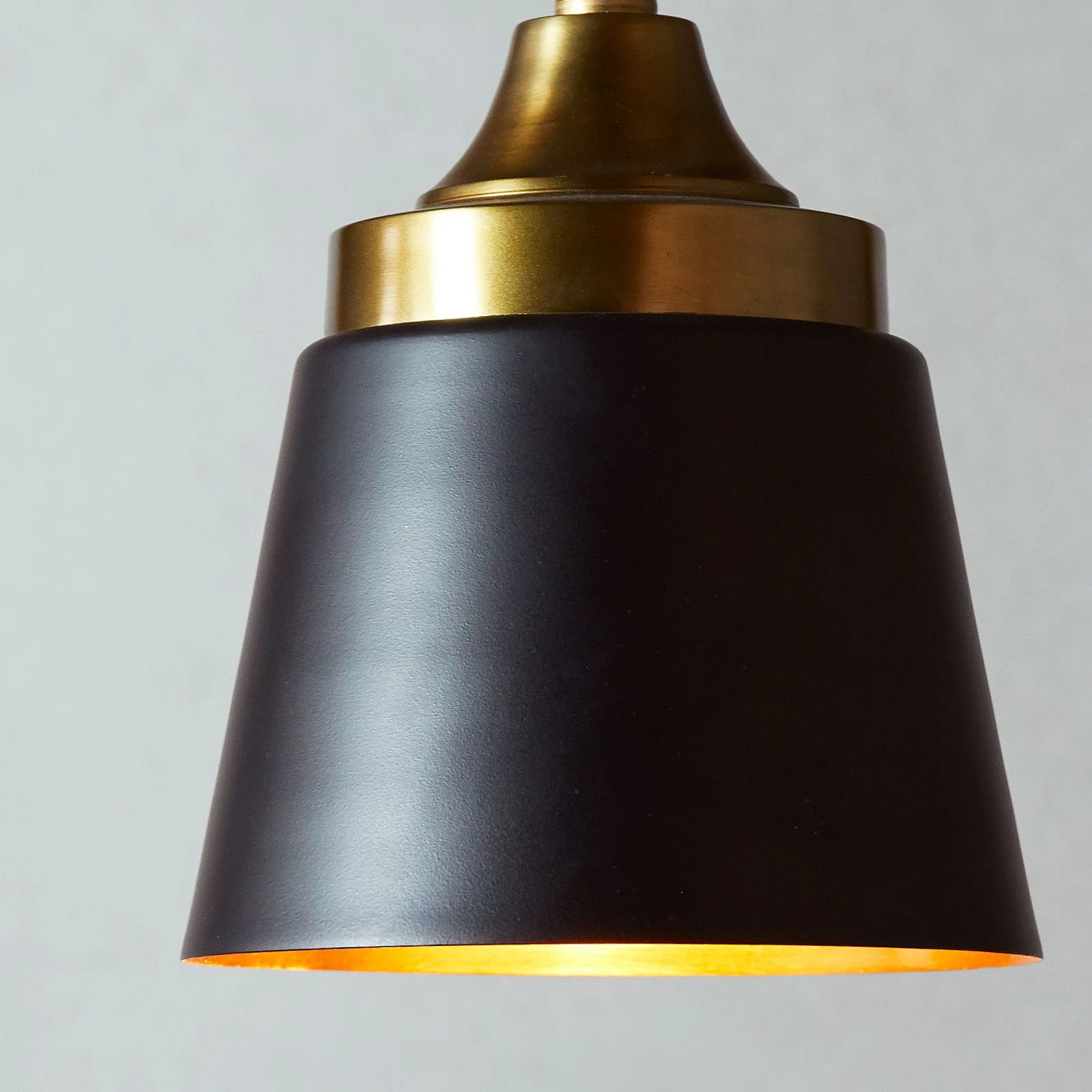 McAtty black pendant with brass interior - Image 4