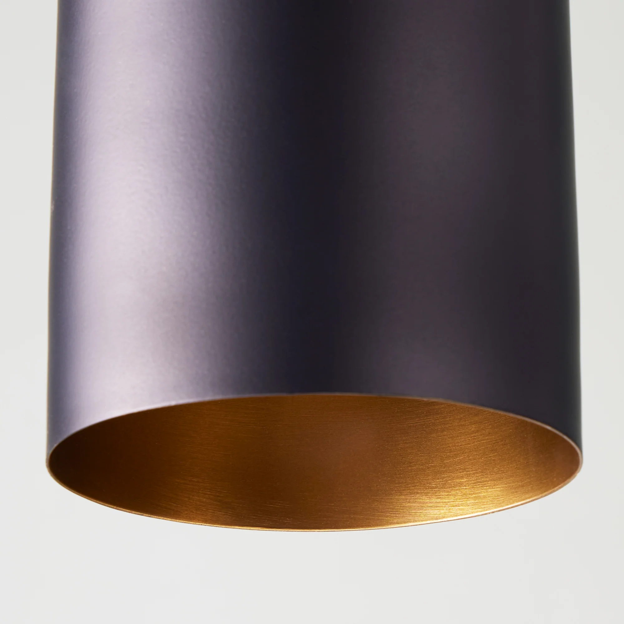McMegan black pendant with brass interior - Image 5