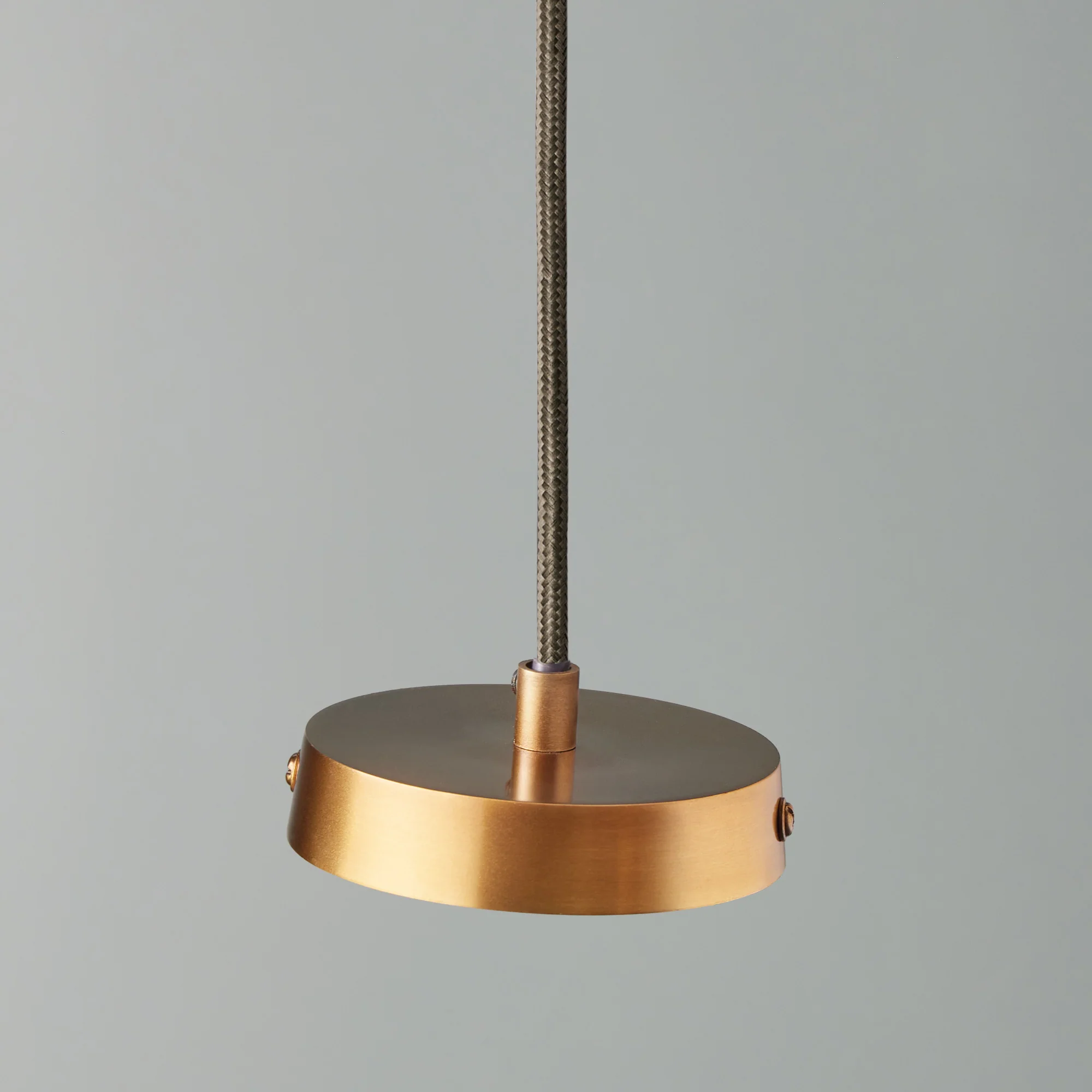 McMegan black pendant with brass interior - Image 8