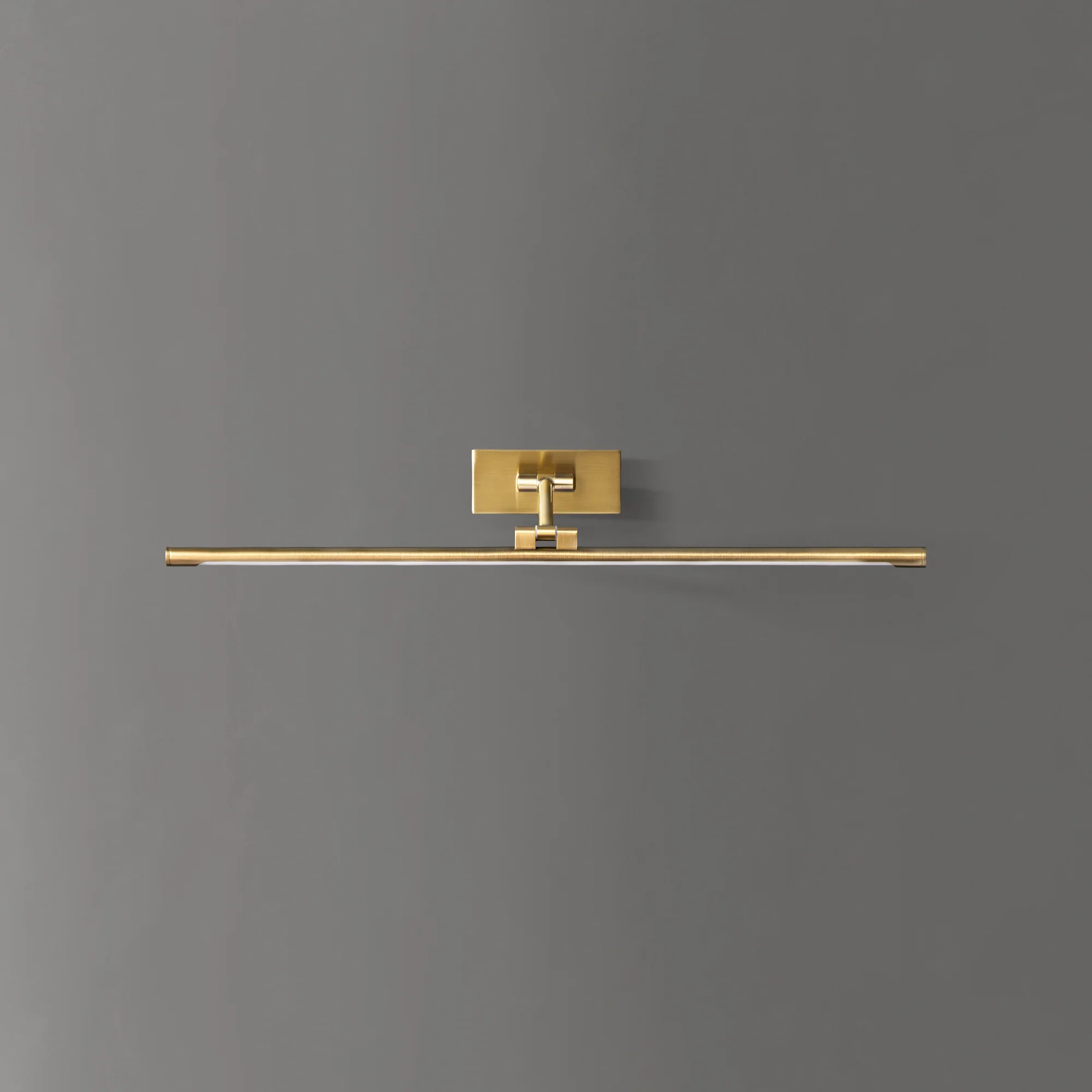 Medium Milton picture light in brass
