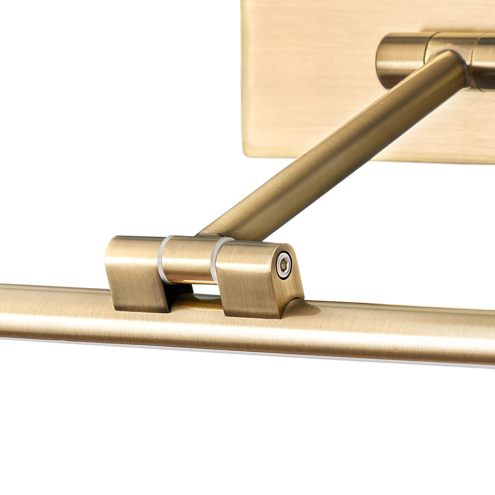 Medium Milton picture light in brass - Image 5