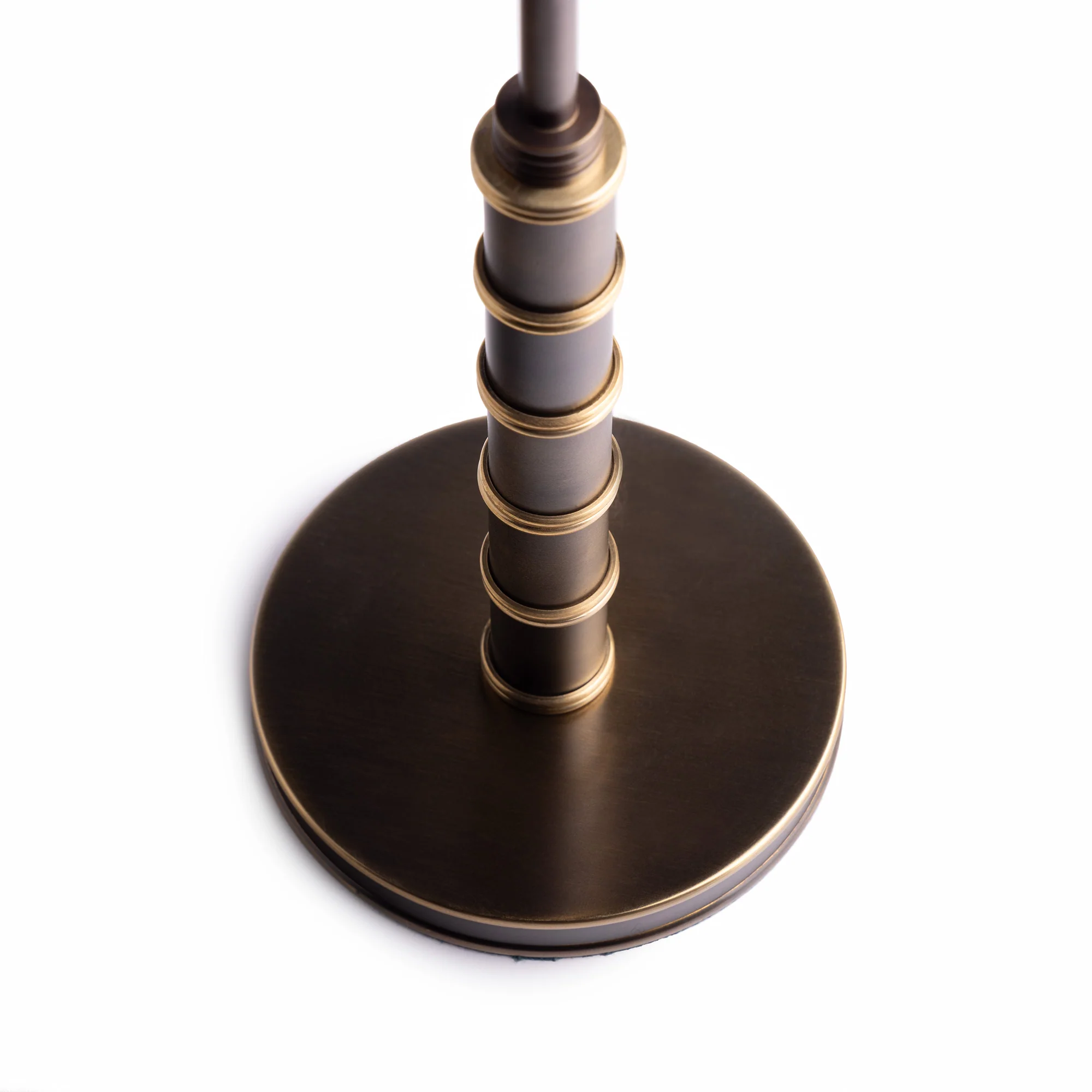 Mickleby rechargeable table lamp - Image 4