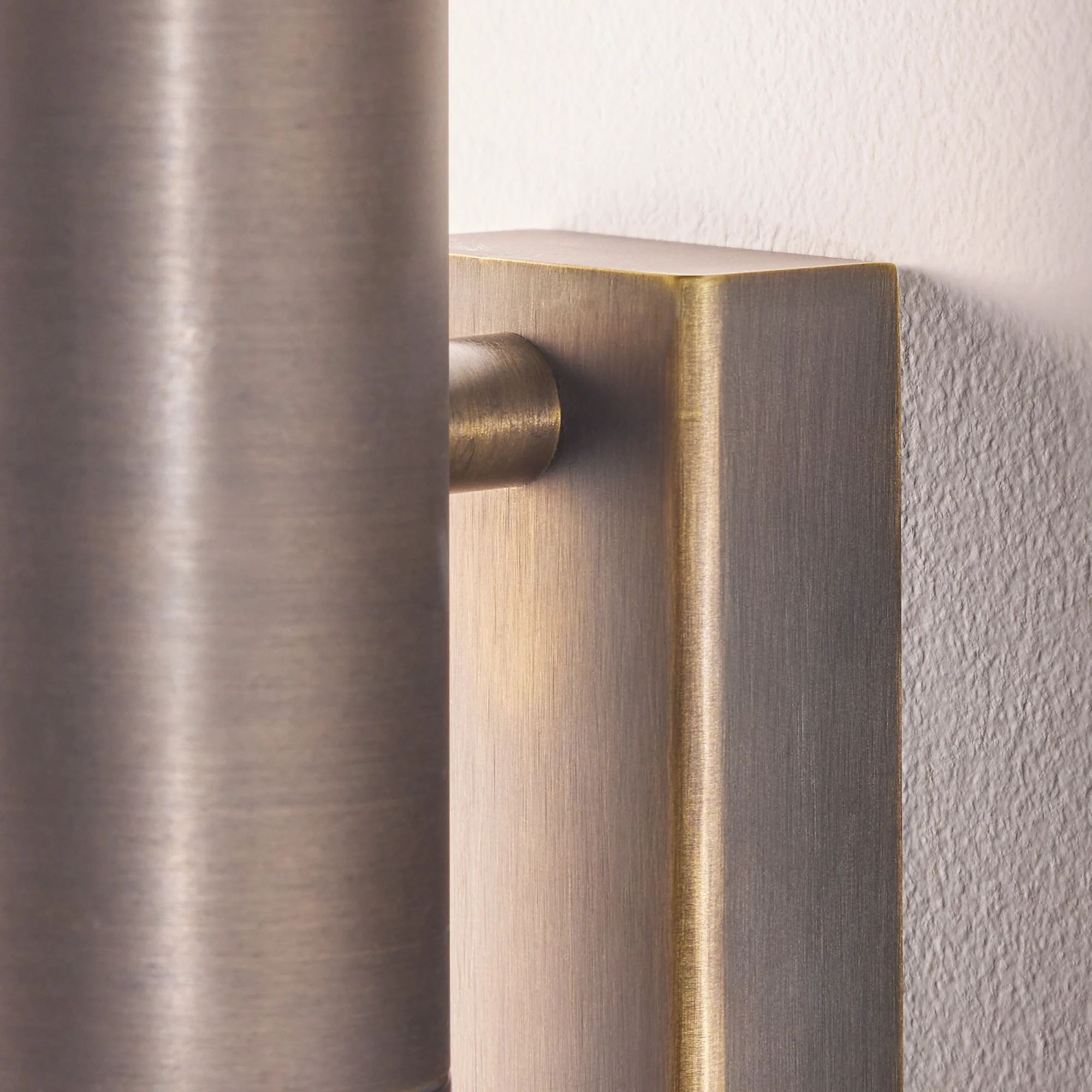 Motion sensor portreath up and down IP65 pillar light in bronze - Image 5