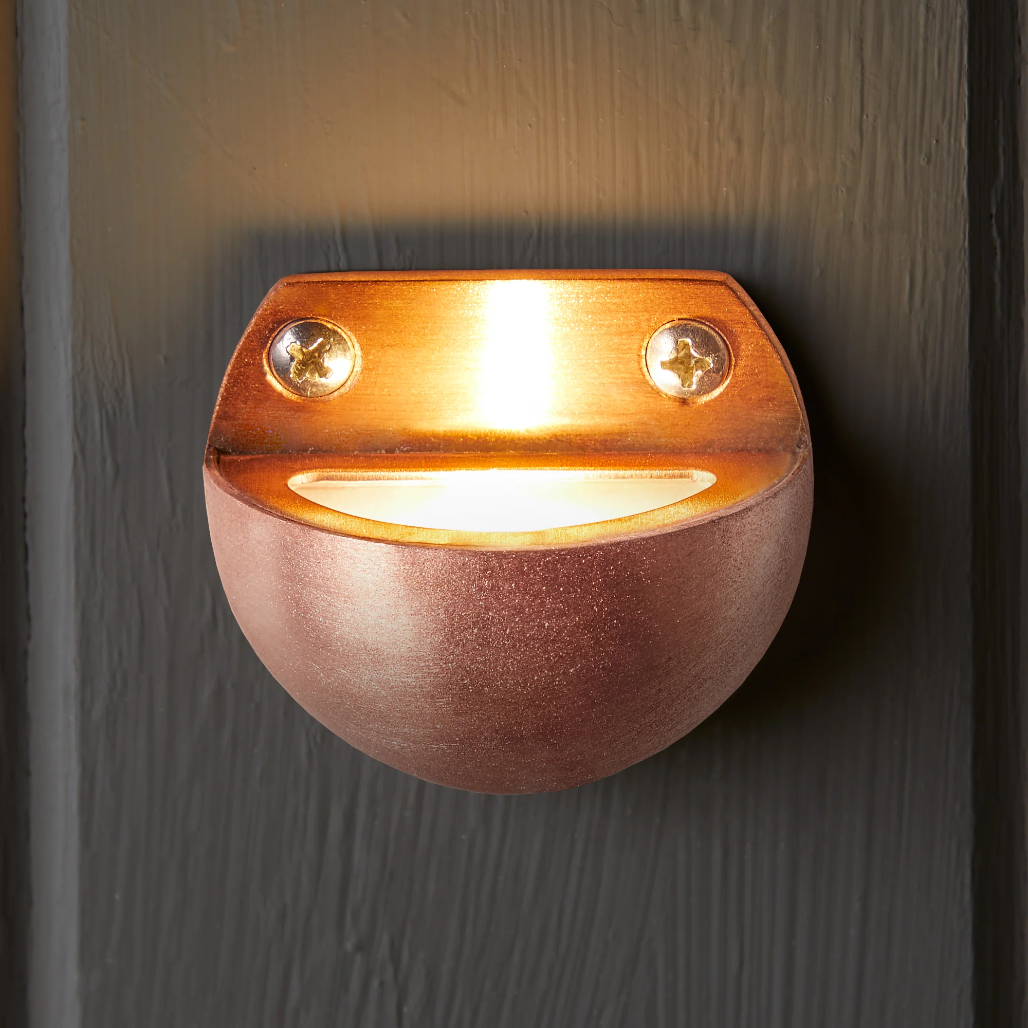 Mousehole ip65 path light in copper - Image 7