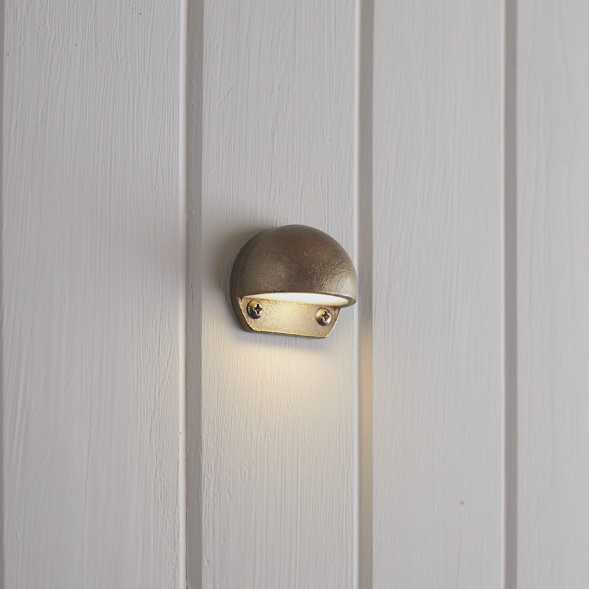 Mousehole ip65 path light in aged brass - Image 7