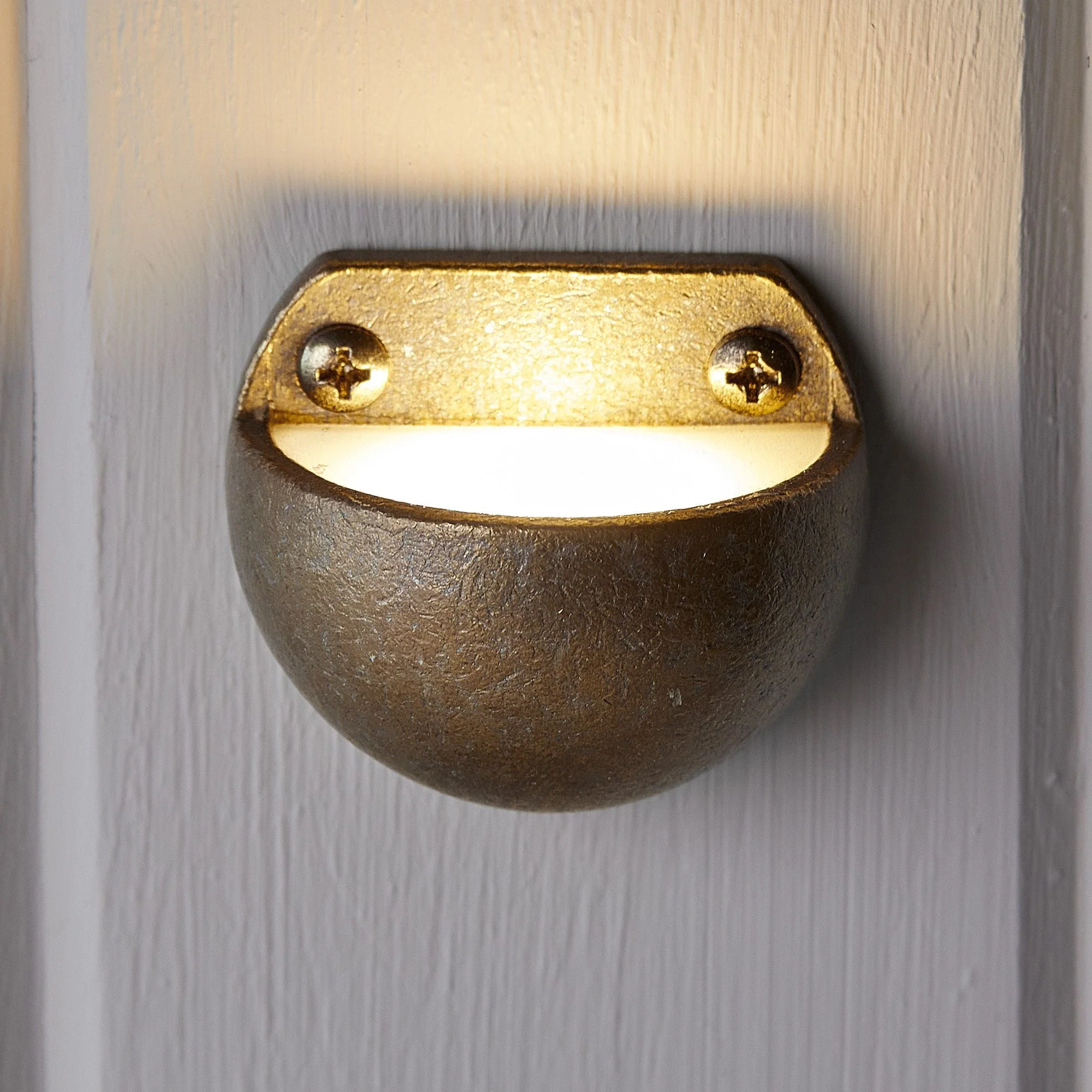 Mousehole ip65 path light in aged brass - Image 9