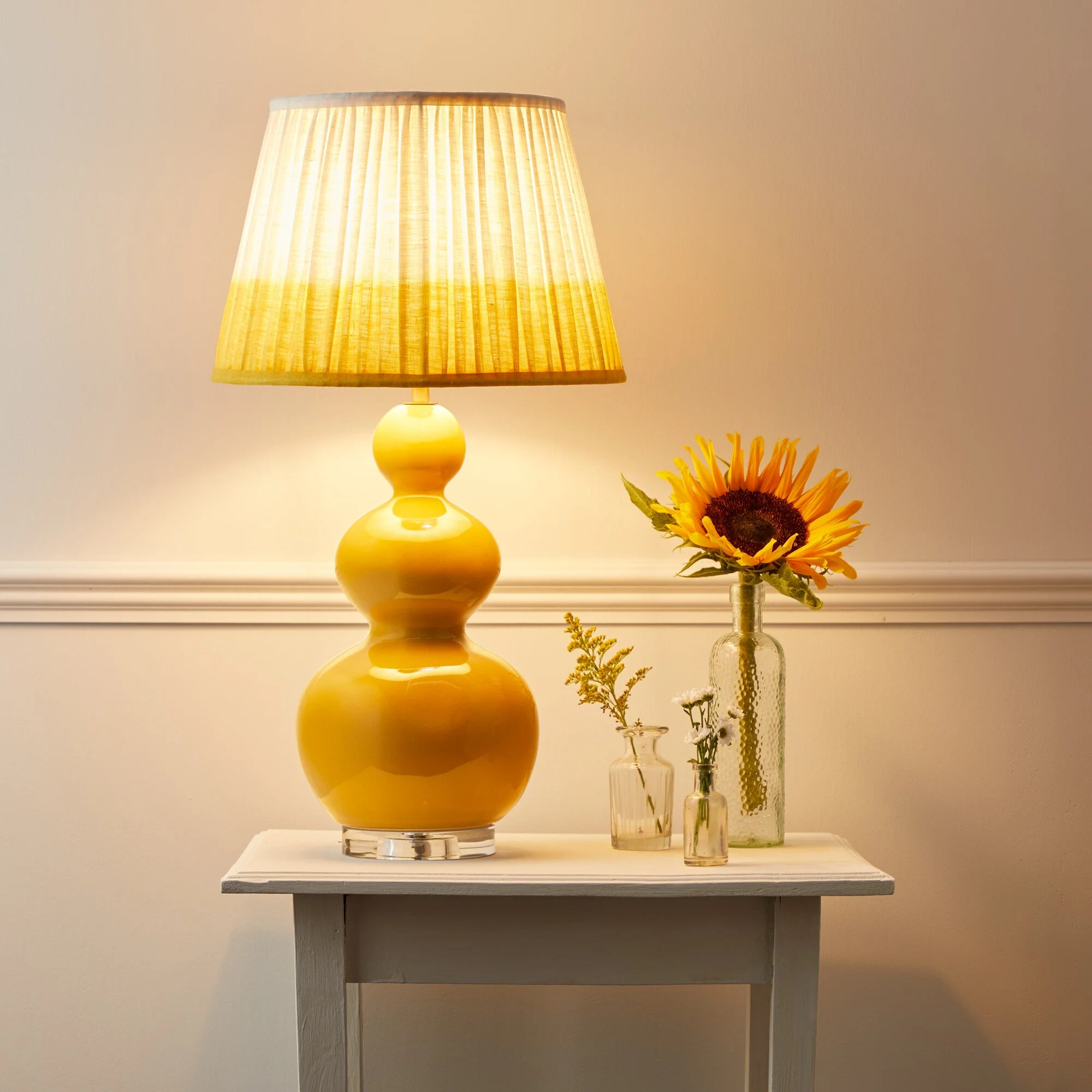 Murphy table lamp in yellow - Image 7