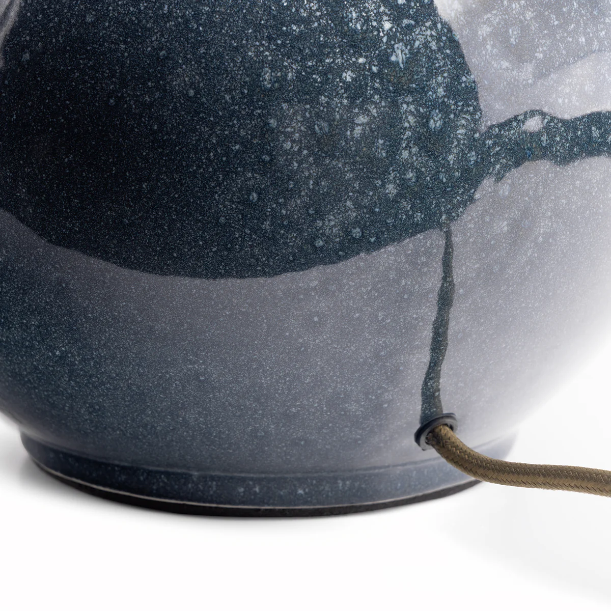 Nellie table lamp in spotted glaze - Image 7