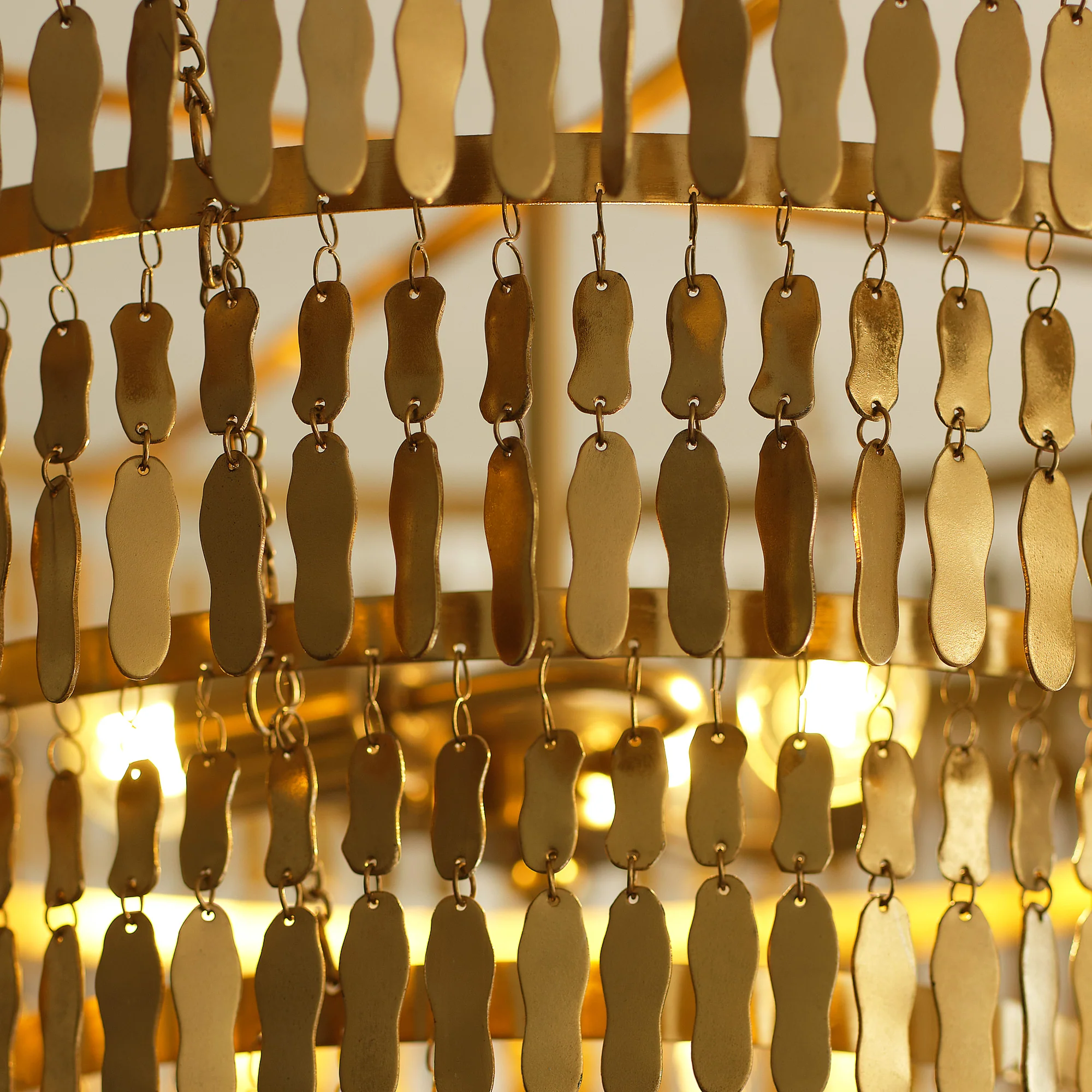Nesma chandelier in antique brass - Image 5