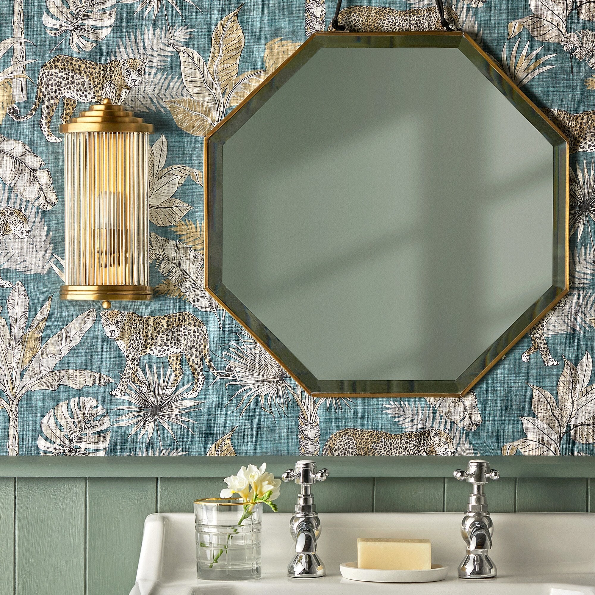 Octagonal bevelled Luxor mirror - Image 10
