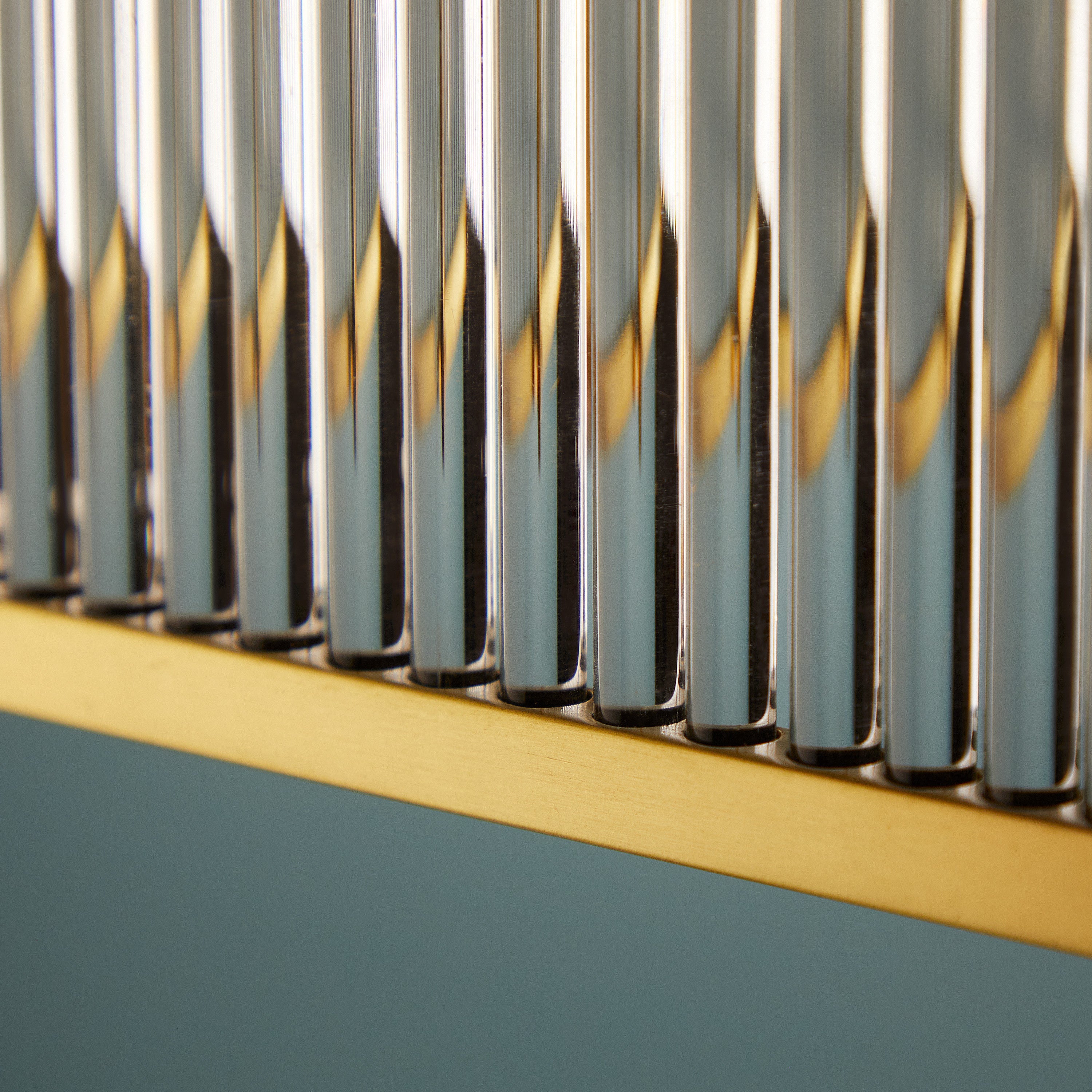 Odin chandelier in brass with glass rods - Image 4