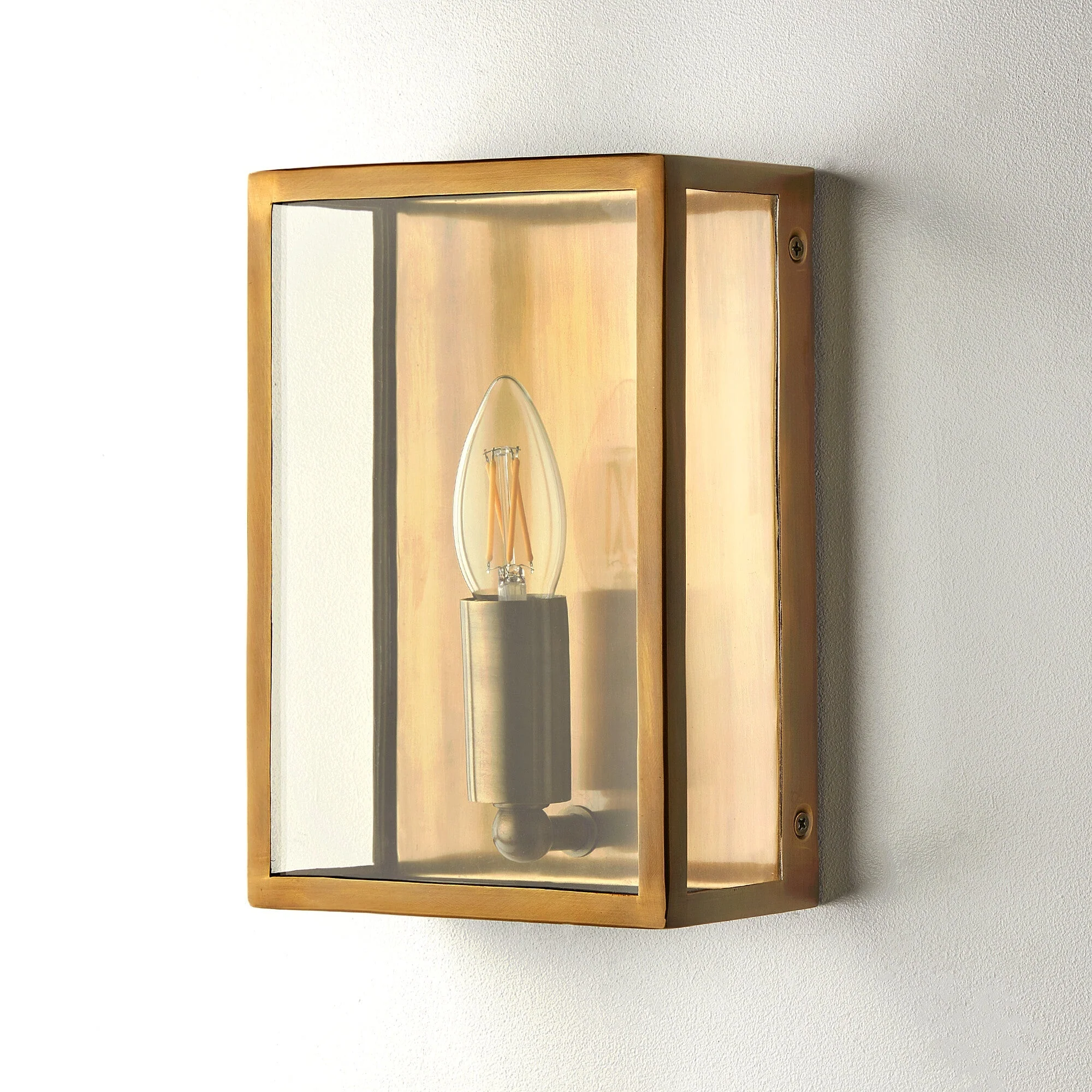 Orford IP44 exterior wall light in antique brass - Image 2
