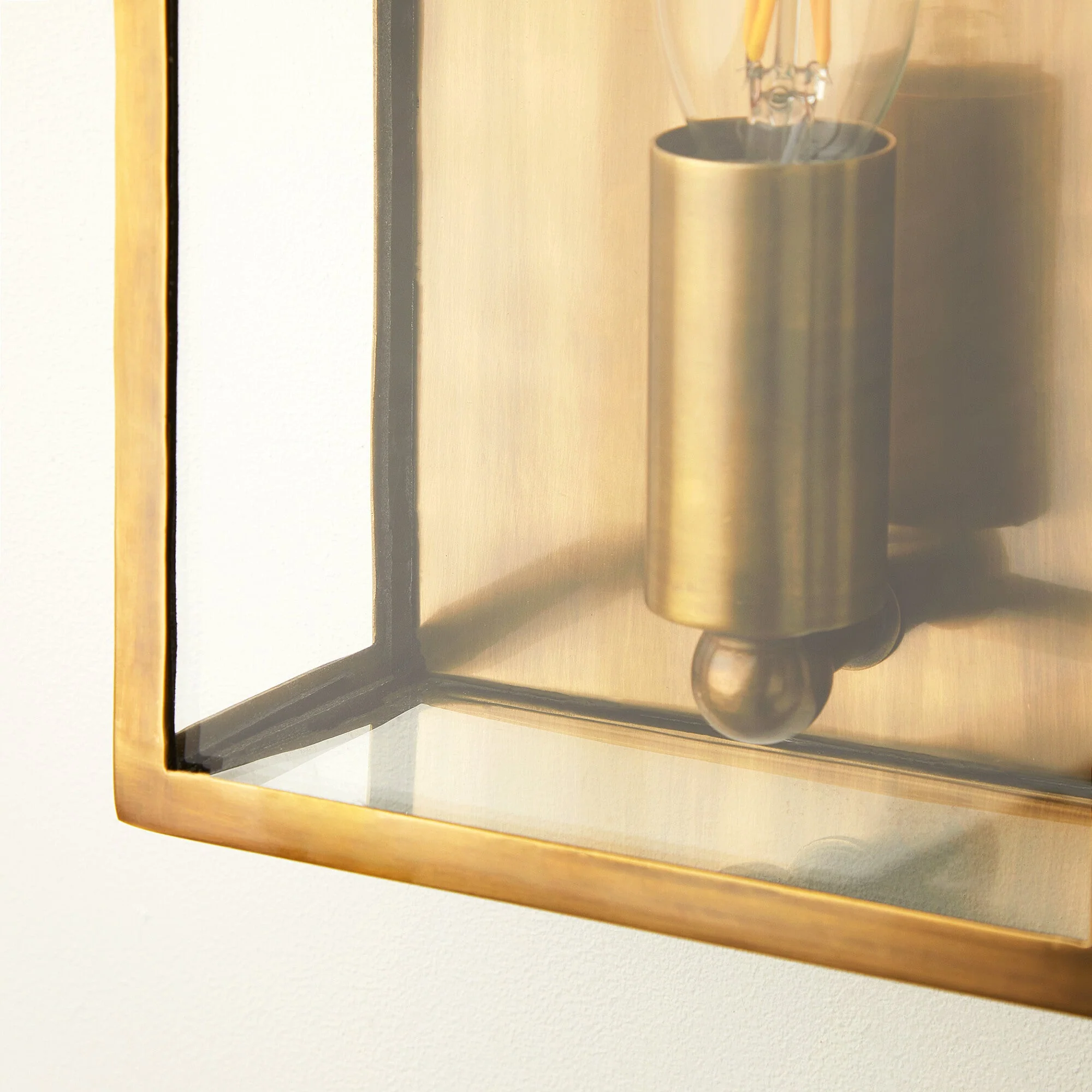 Orford IP44 exterior wall light in antique brass - Image 7
