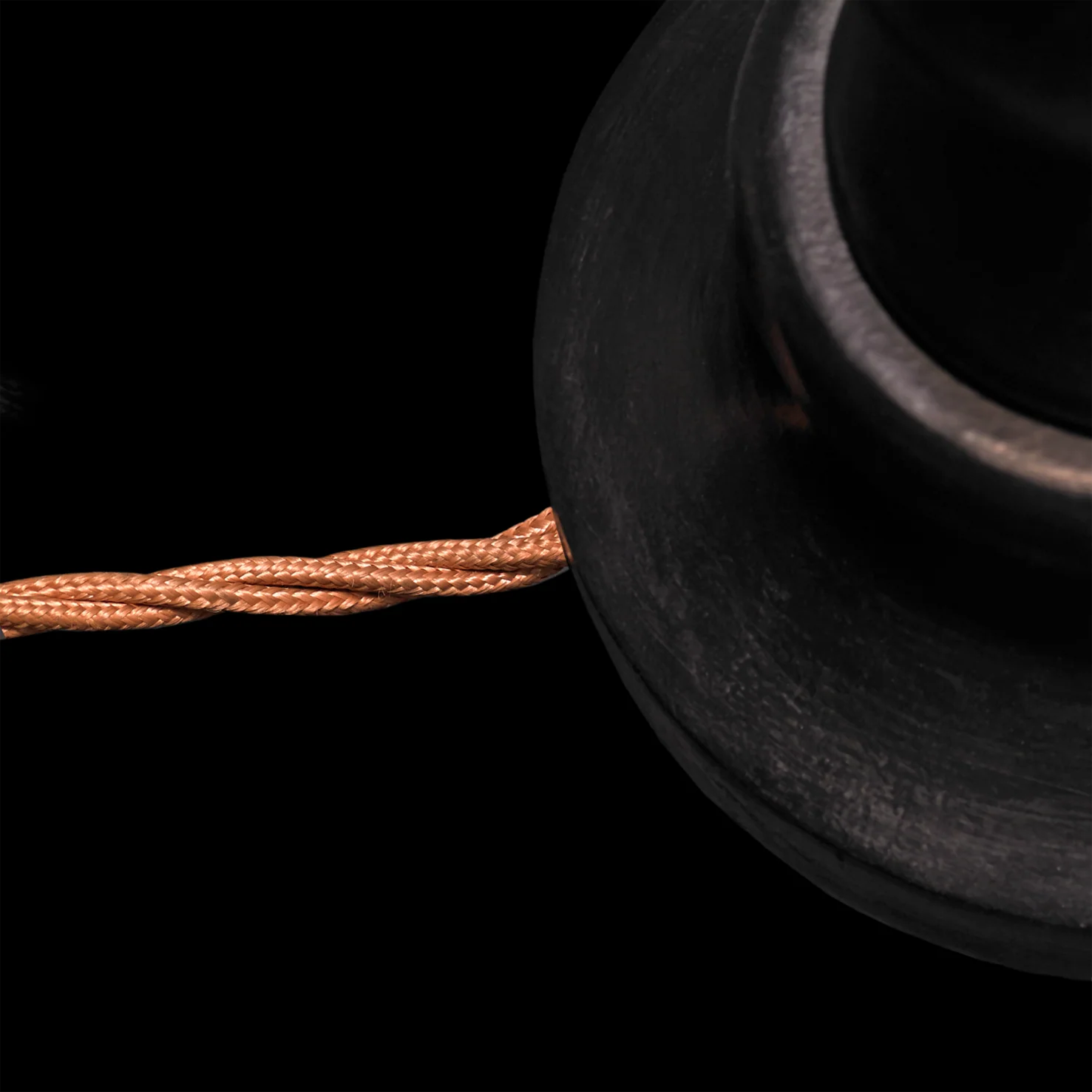 Paradiso table lamp in ebony - Image 5