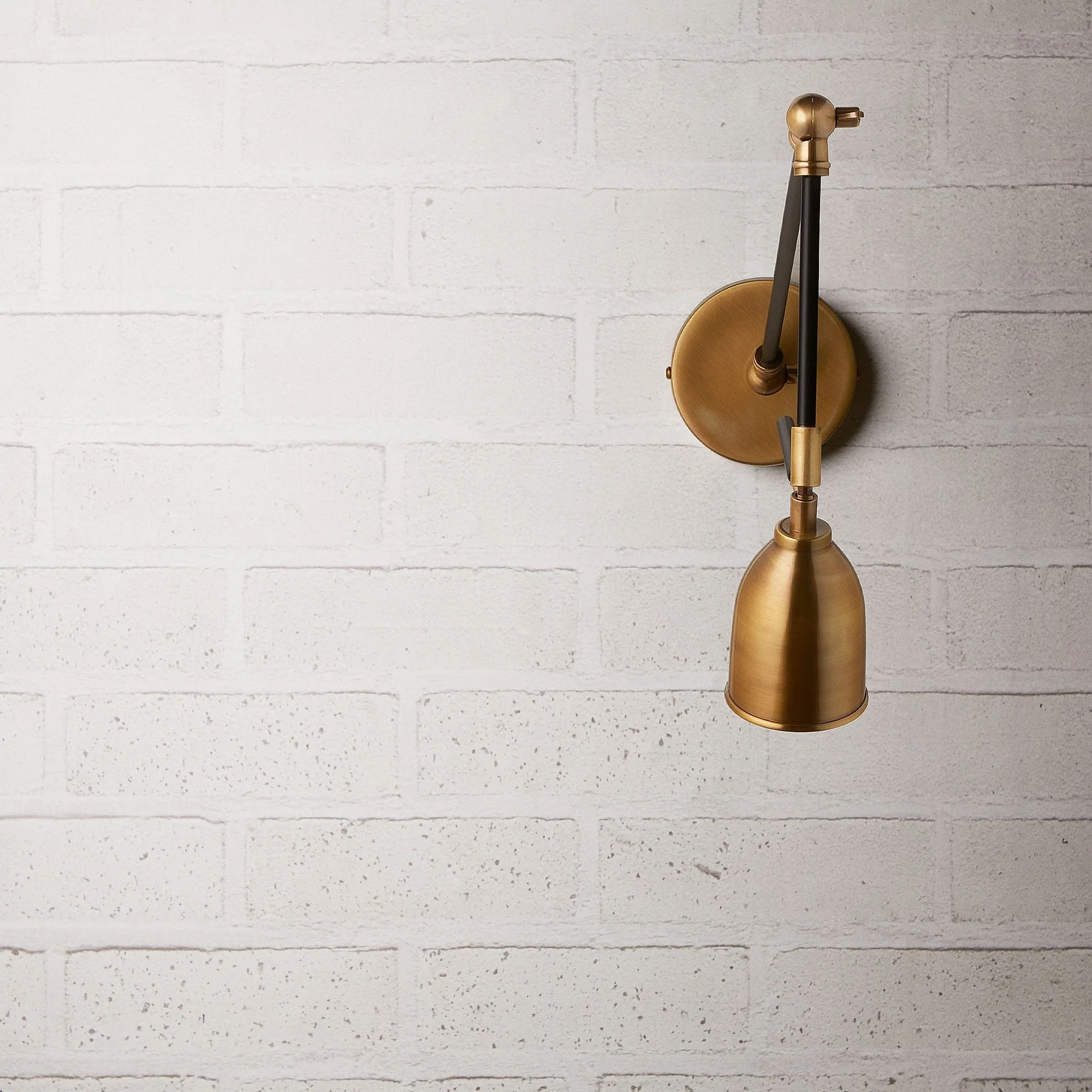 Pick wall light in black and brass - Image 11
