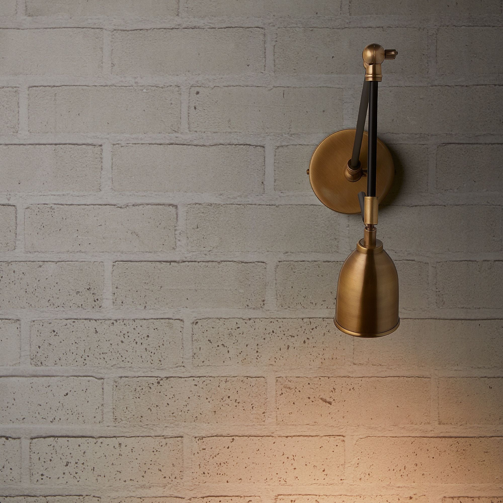 Pick wall light in black and brass - Image 12