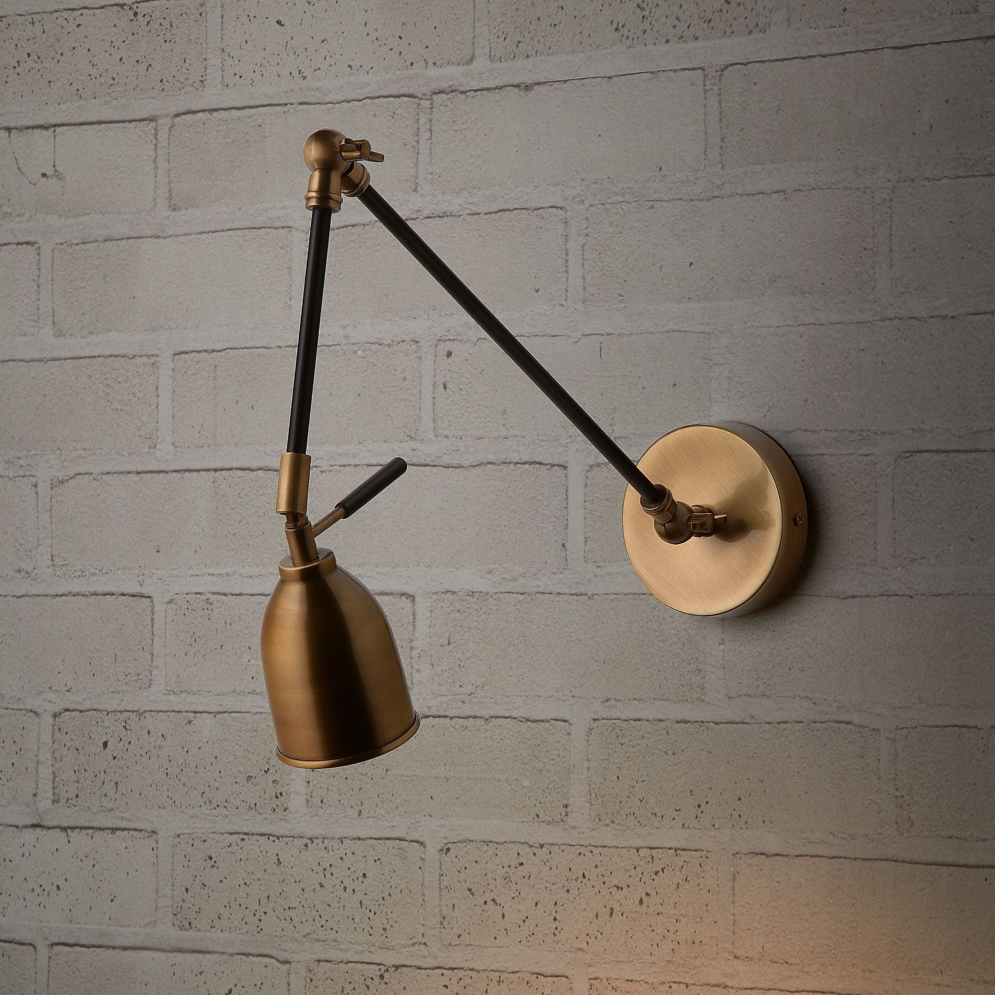 Pick wall light in black and brass - Image 5