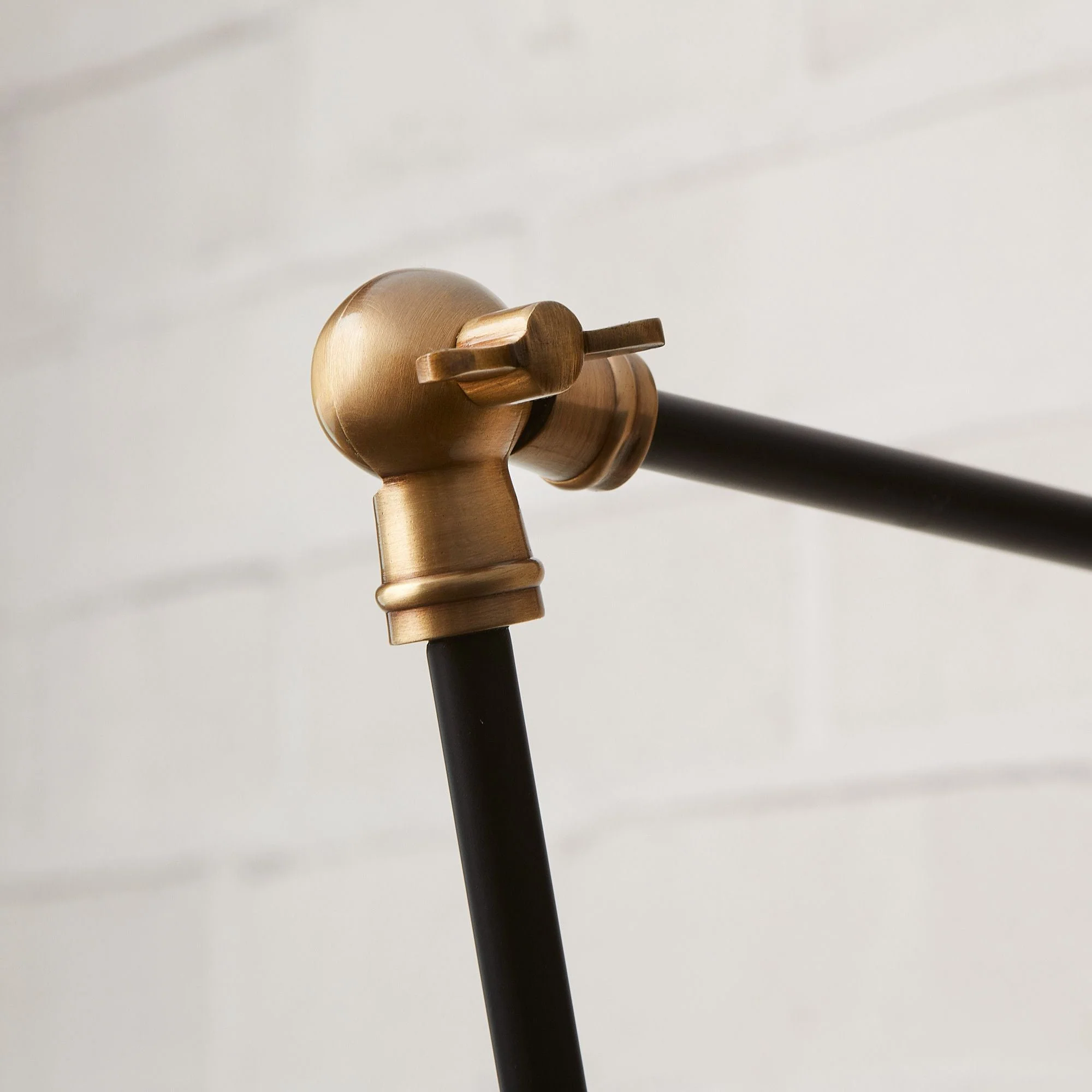 Pick wall light in black and brass - Image 7