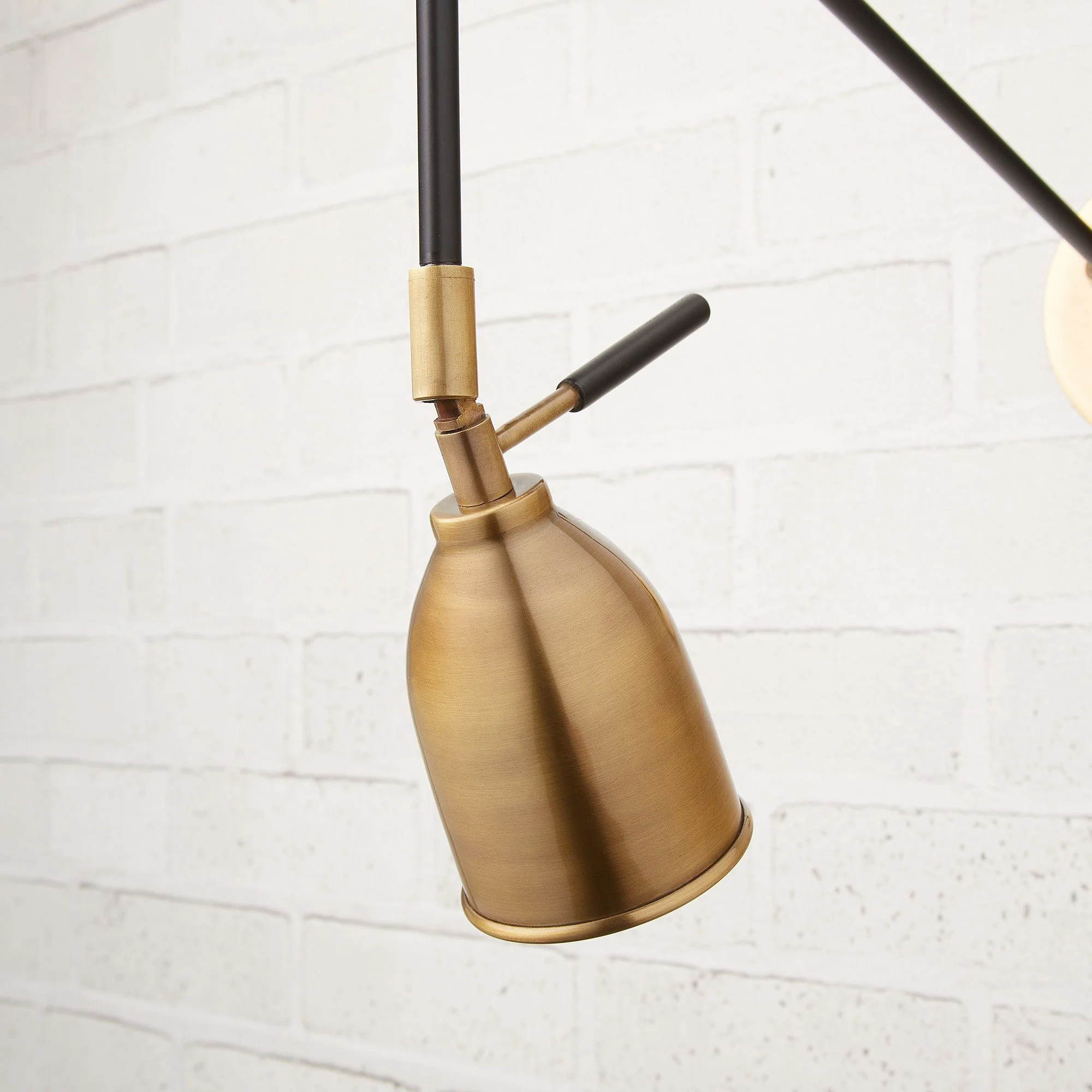 Pick wall light in black and brass - Image 8