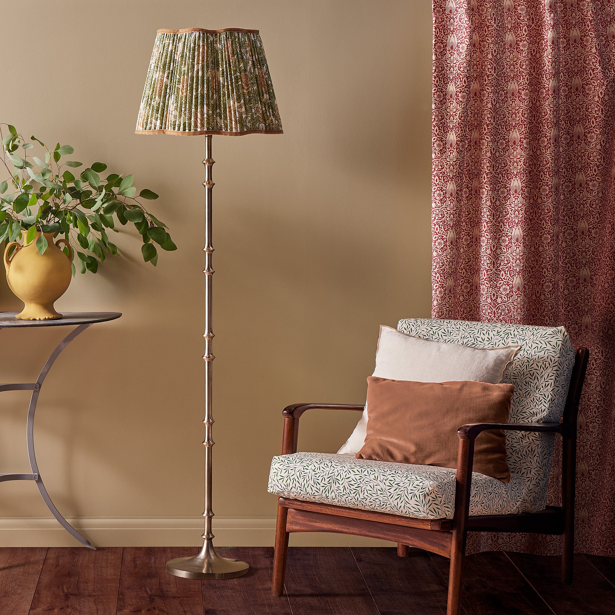 Pitigliano floor lamp in antique silver - Image 4