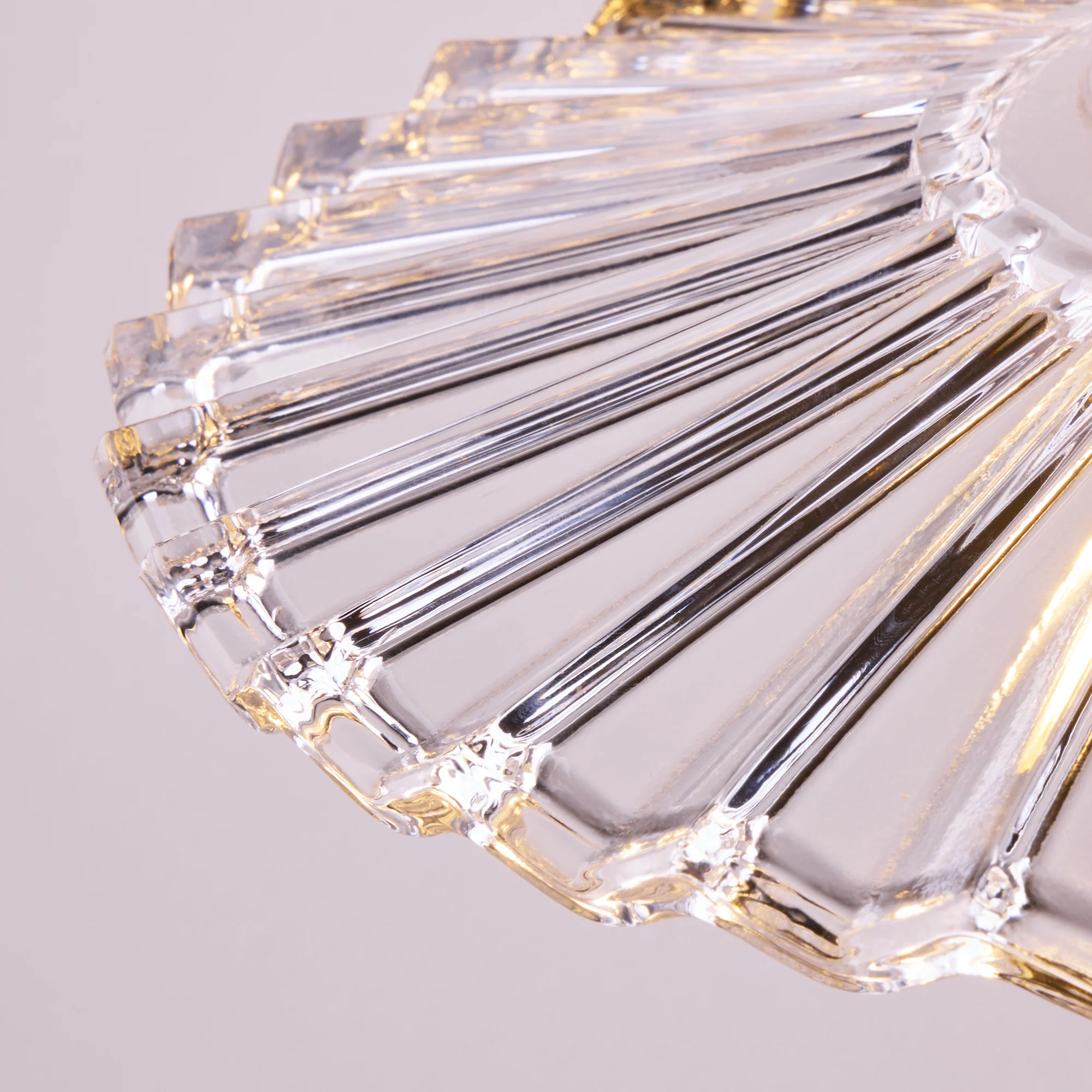 Pleat Pendant shade in clear glass - Image 4