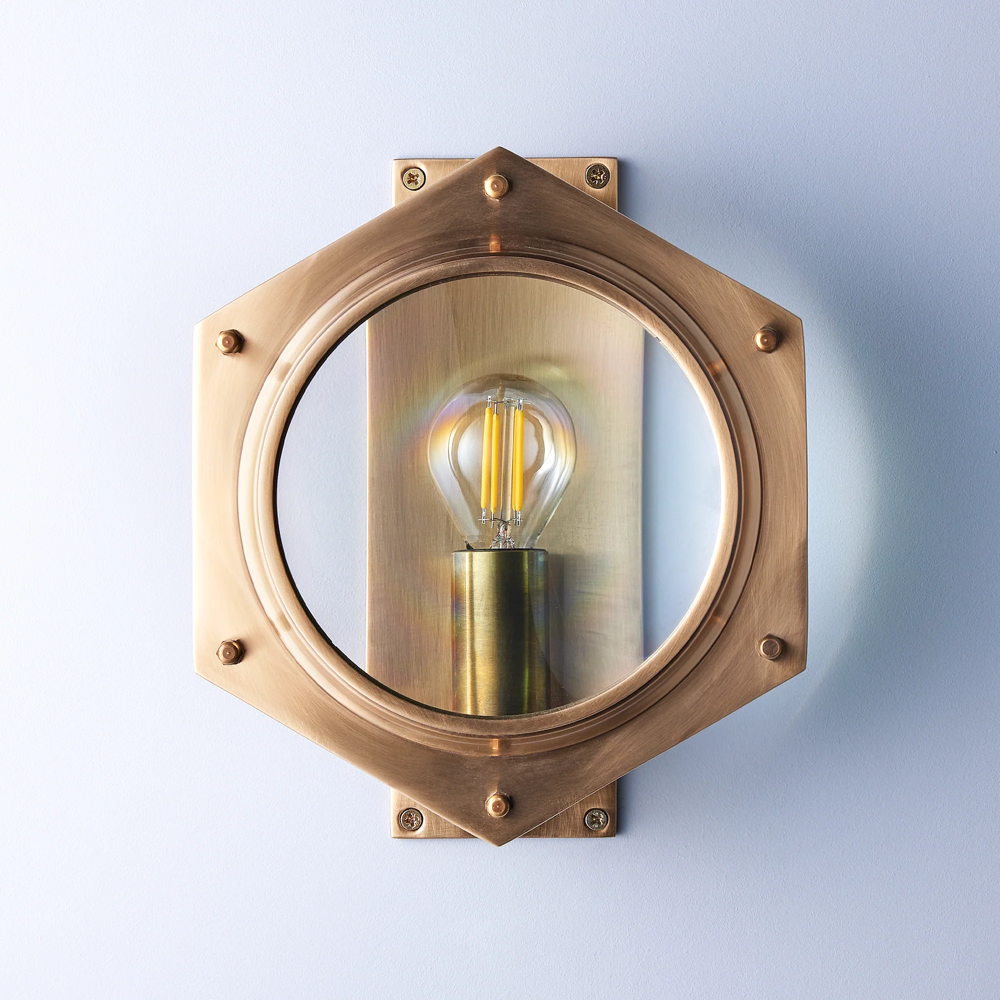 Poirot wall light in brass and glass - Image 5