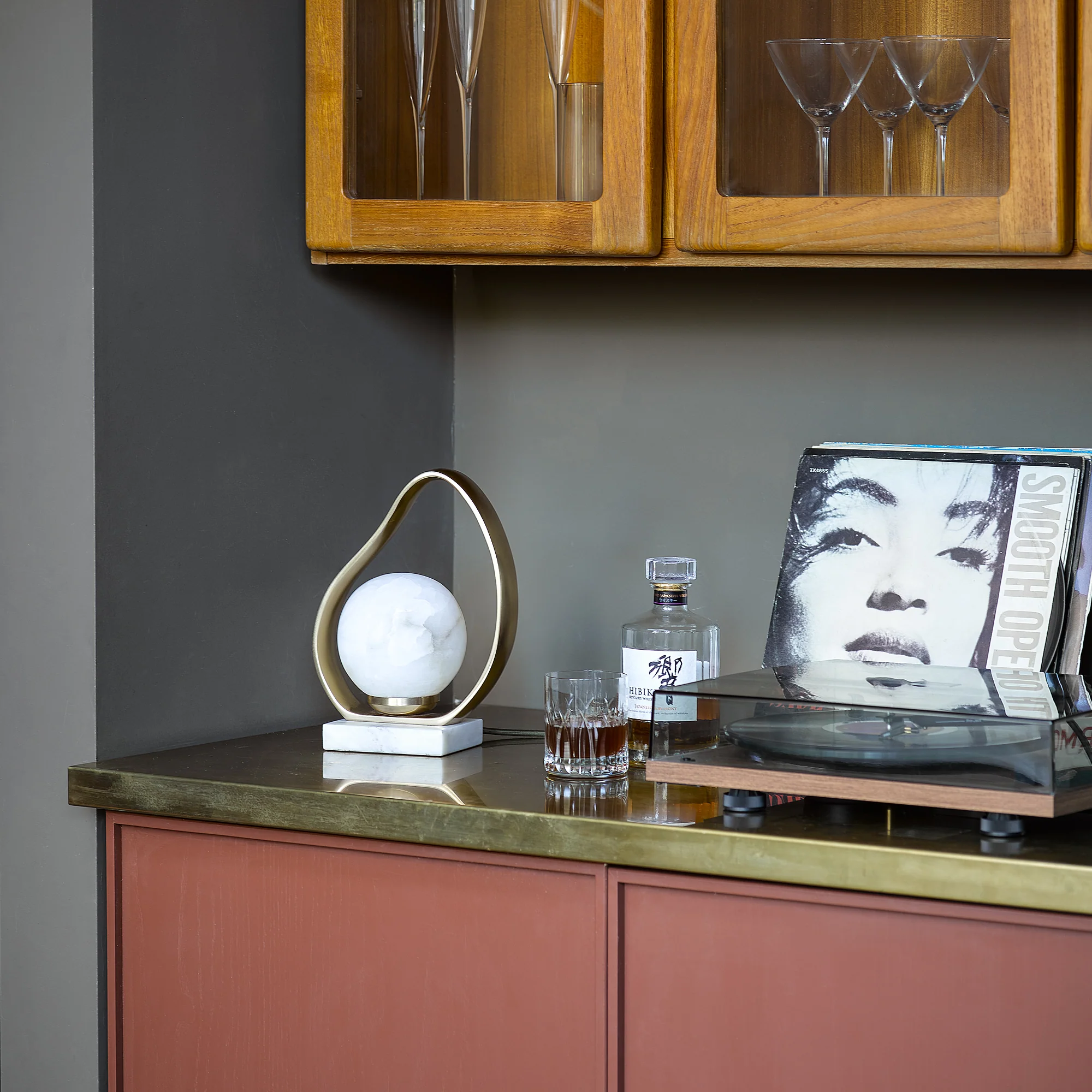 Polyphemus alabaster table lamp - Image 6