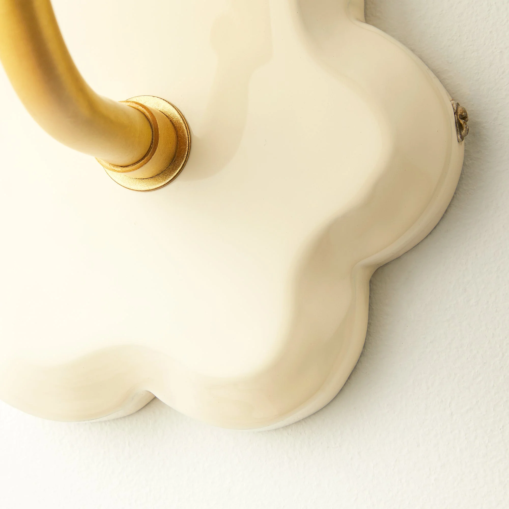 Primrose wall fitting in white lacquered wood - Image 6