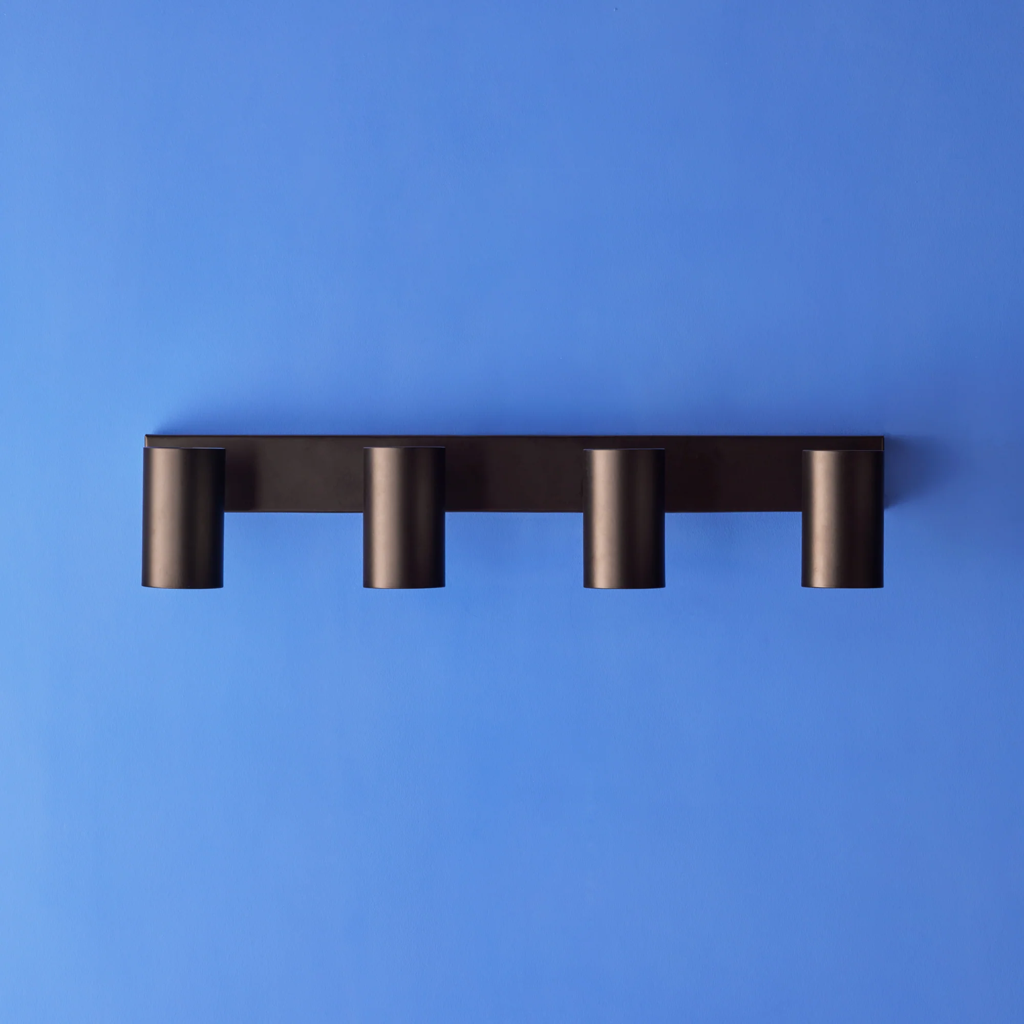quadruple Lewis spotlight in black - Image 11