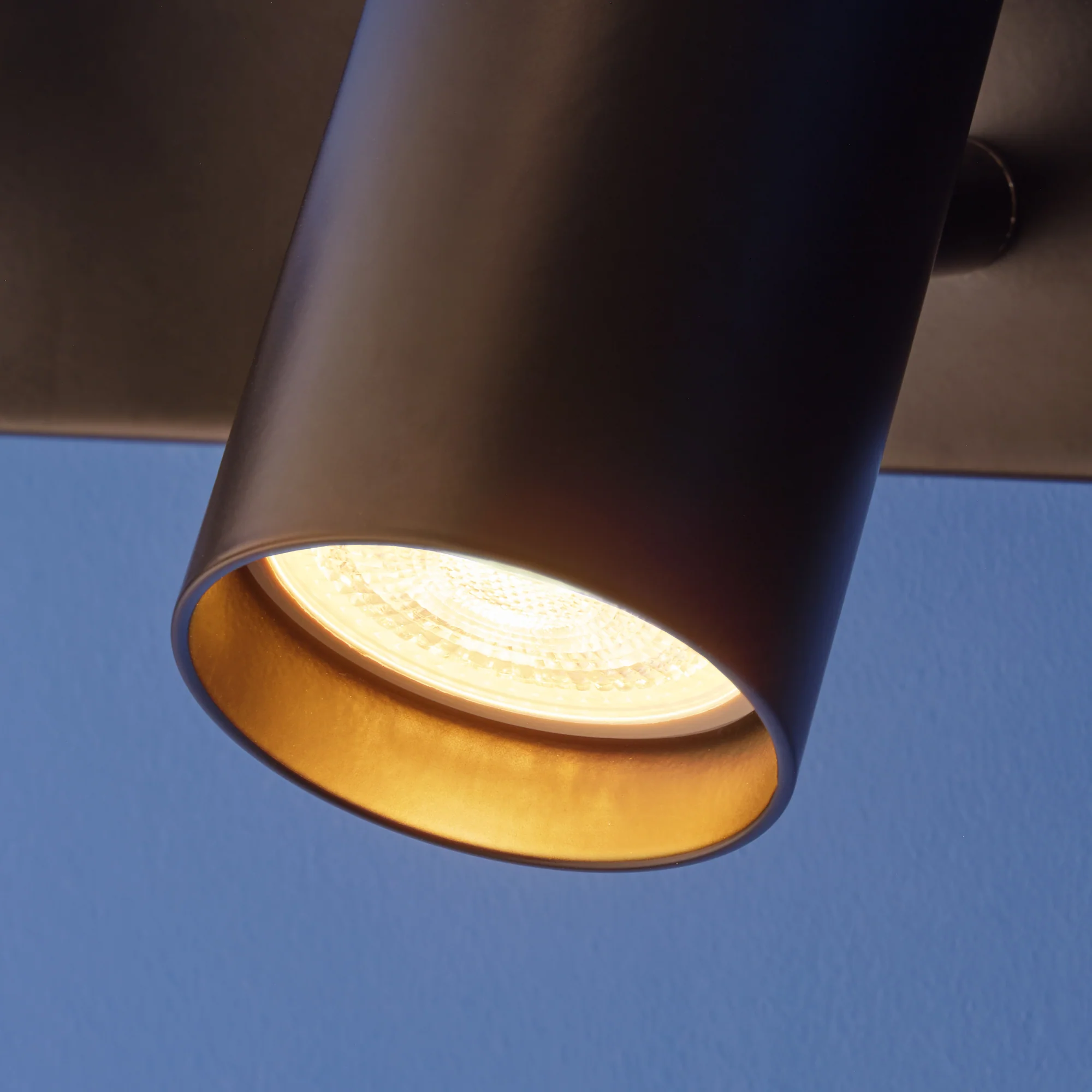 quadruple Lewis spotlight in black - Image 7