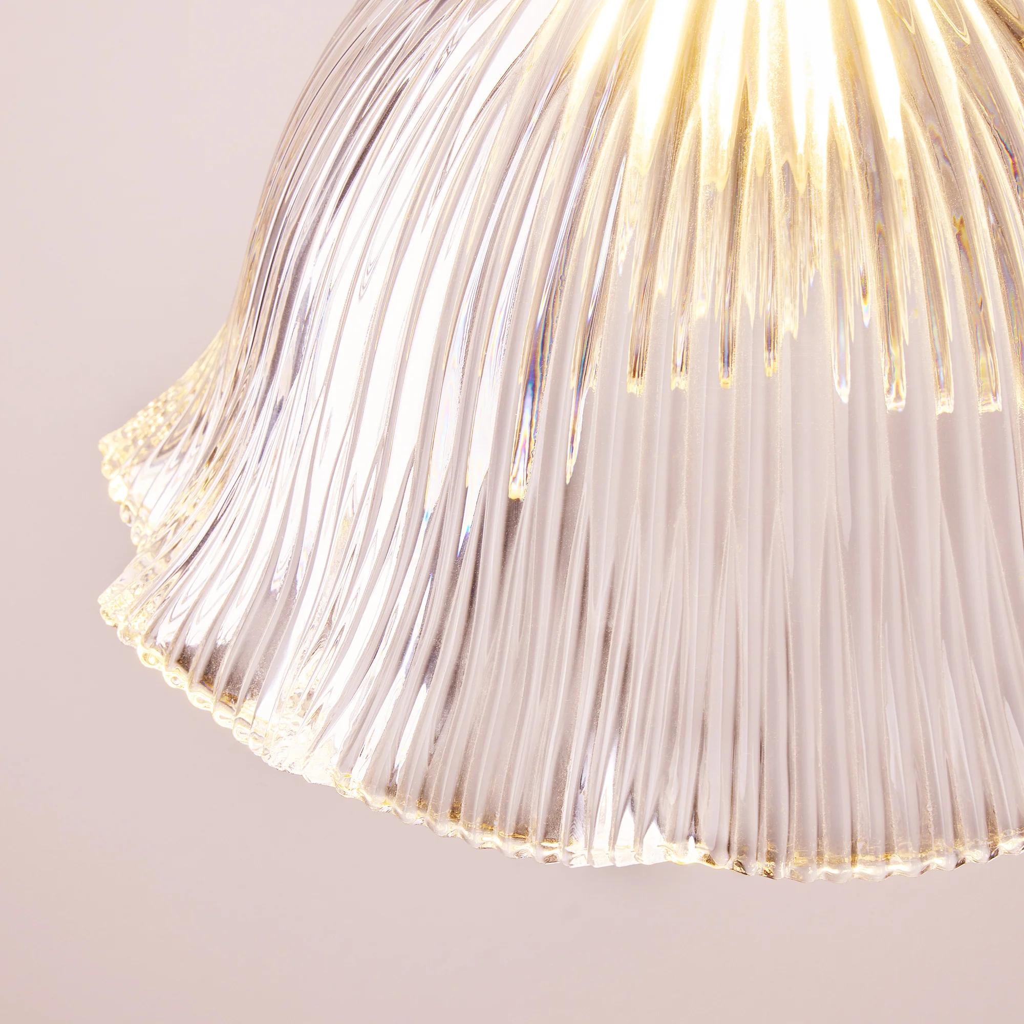 Regular Belle Pendant shade in clear glass - Image 4