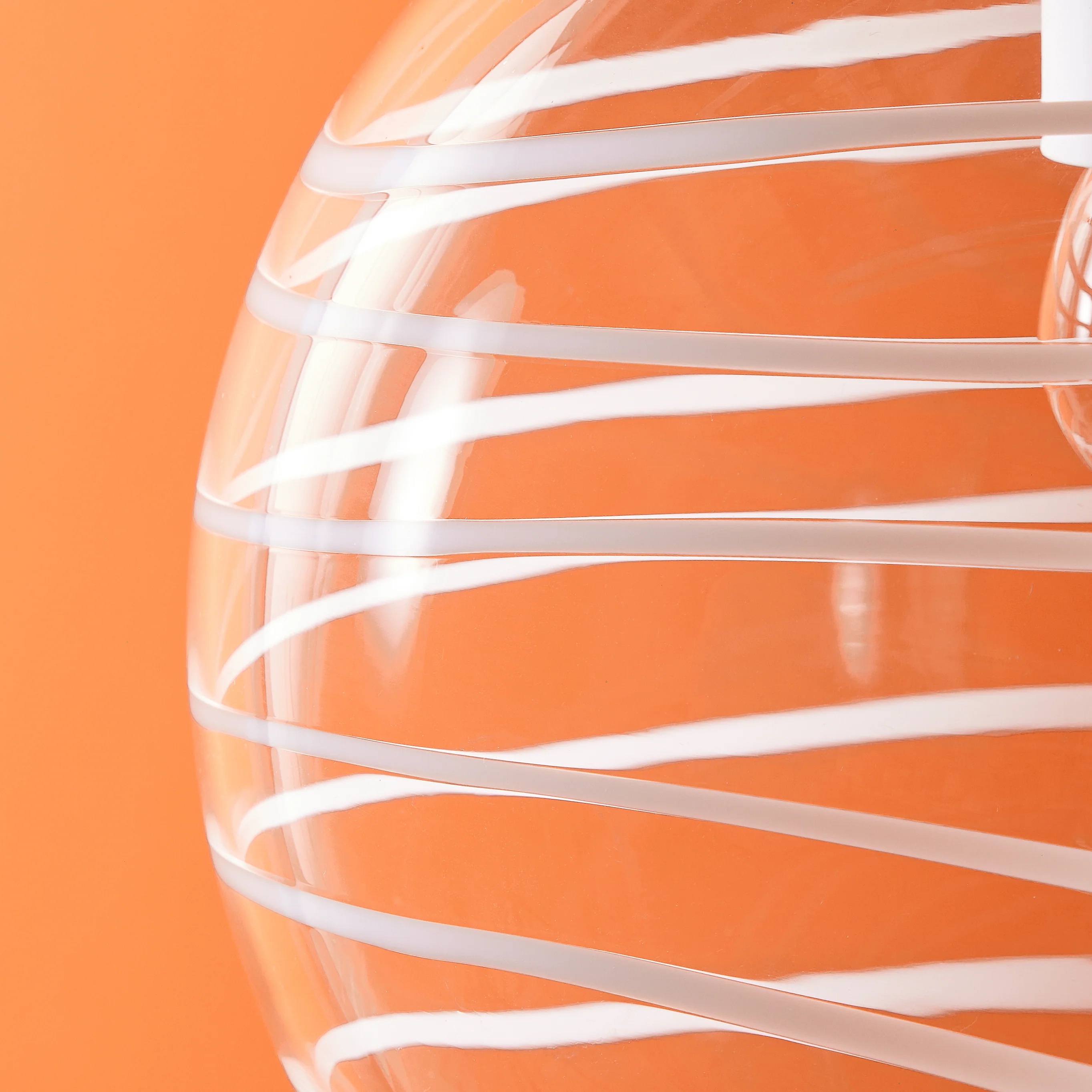 Regular Humbug pendant light - Image 4