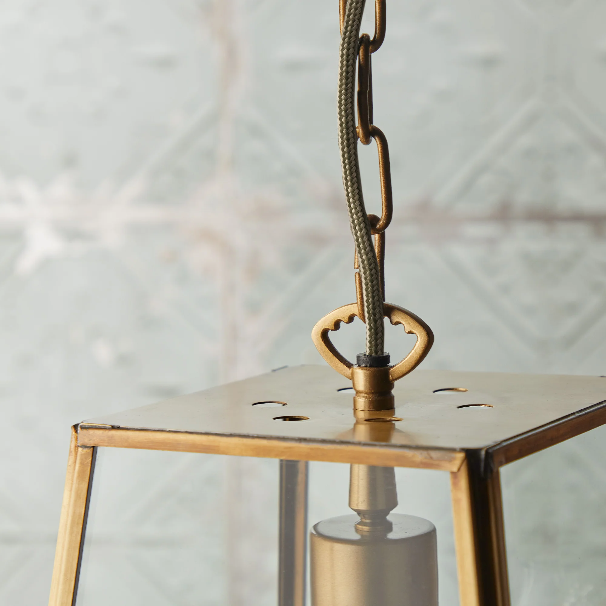 regular Luxor lantern in brass and clear glass - Image 6