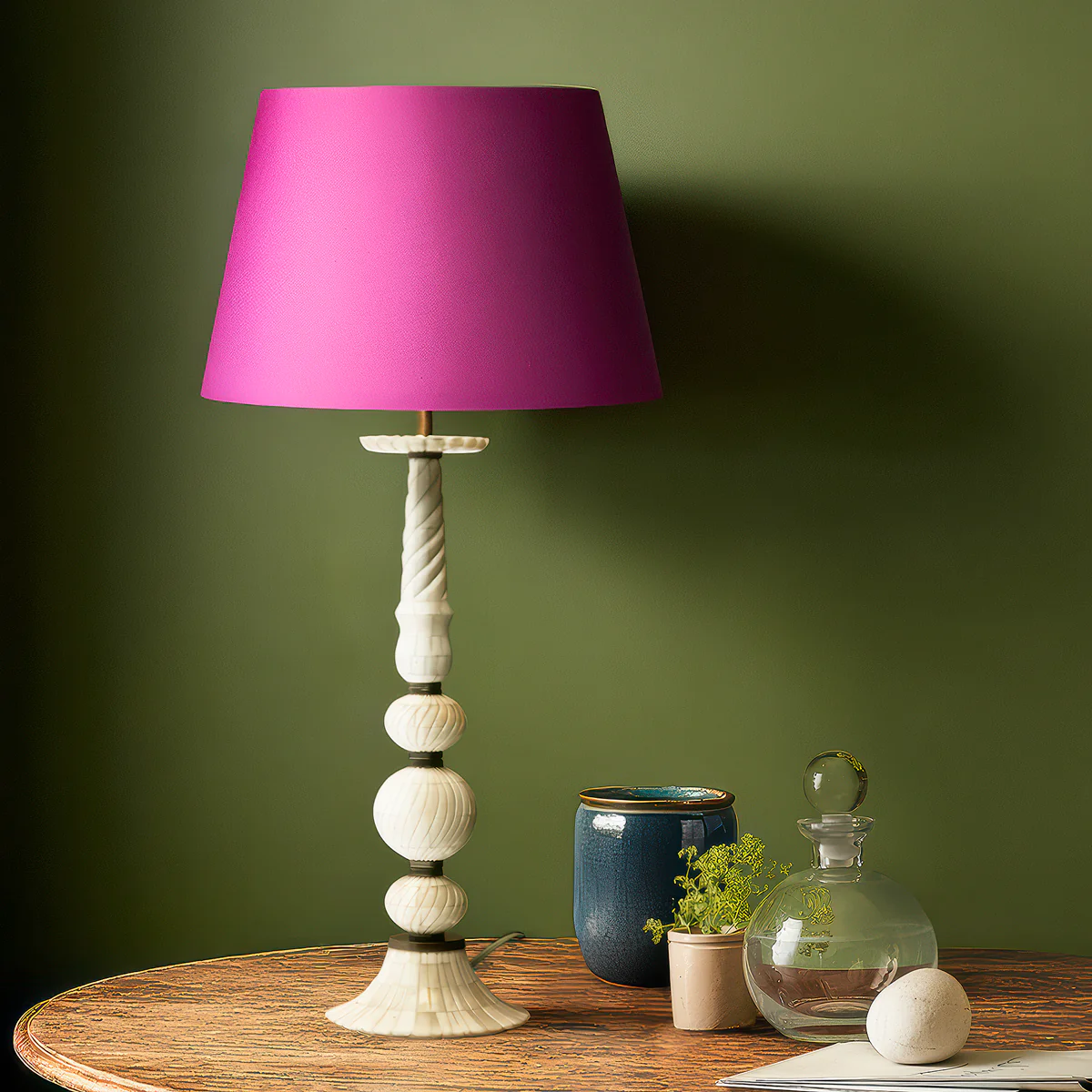 Regular Shiva table lamp in off white bone and ceramic - Image 5