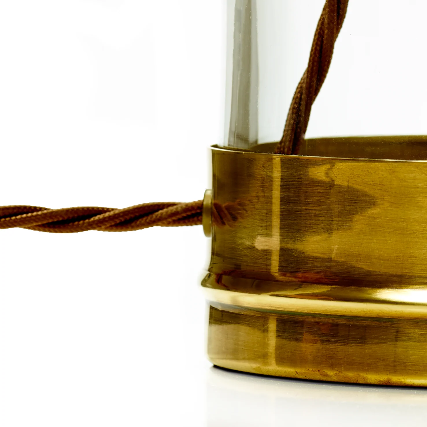 Regular Wisteria table lamp in brass and clear glass - Image 7