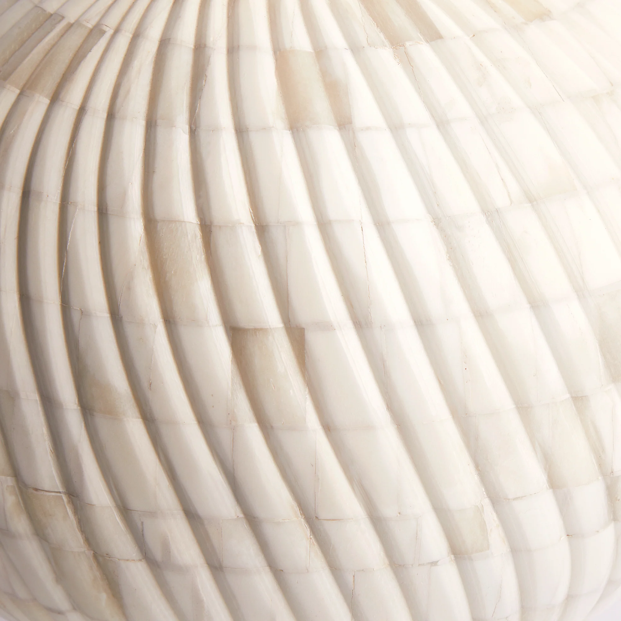 Sarika table lamp in off white bone - Image 5