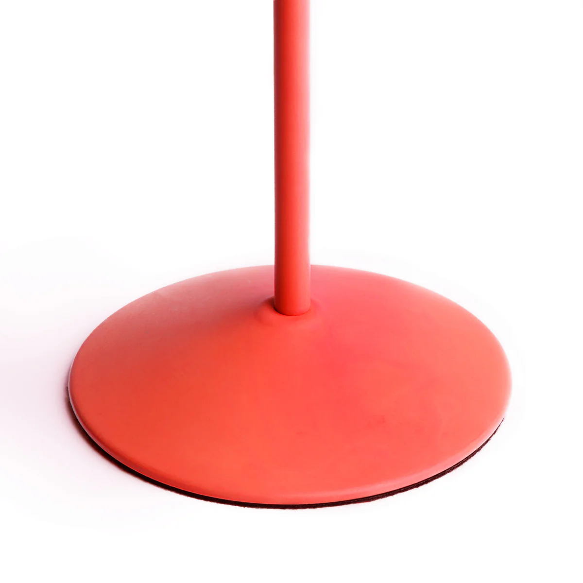 Scoon rechargeable table lamp in firecracker - Image 7