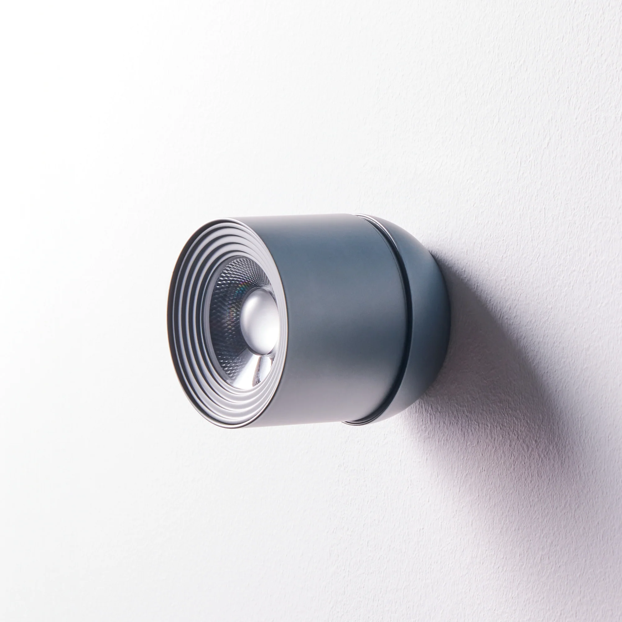 Scoon rechargeable wall light in shale - Image 5