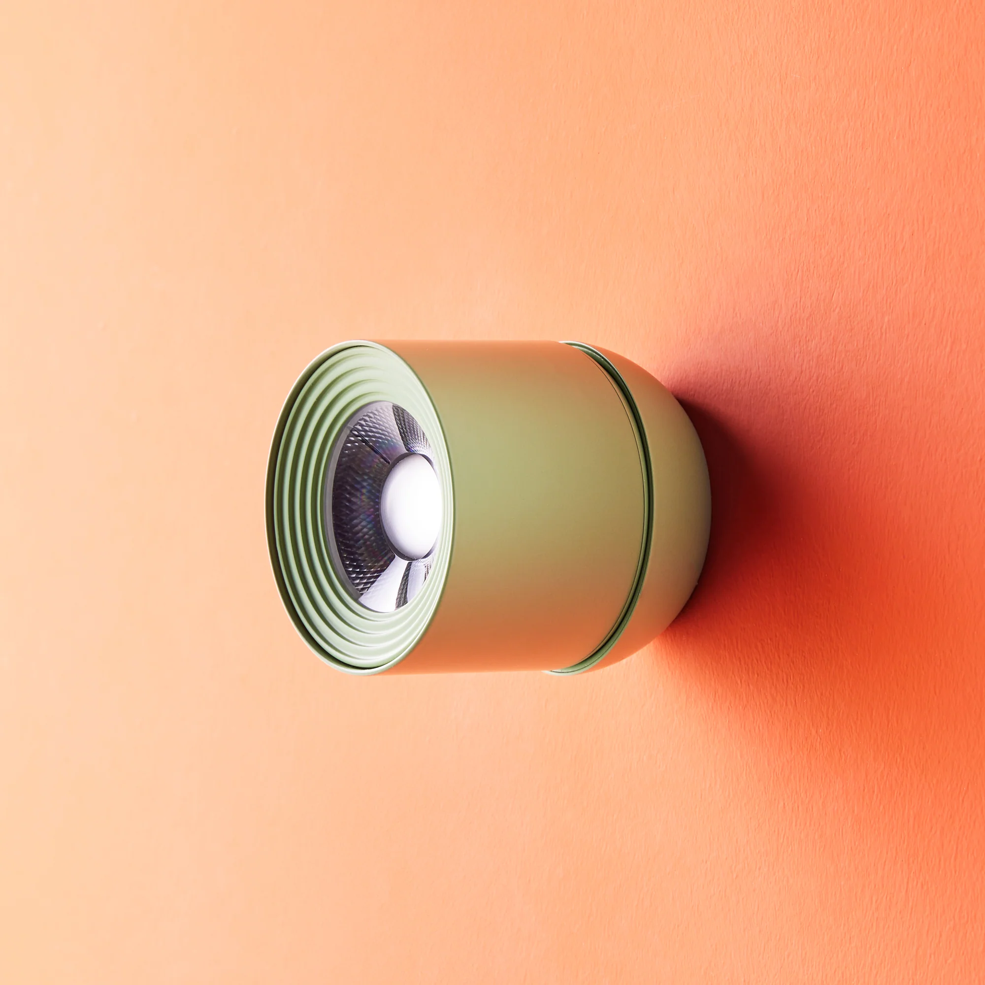 Scoon rechargeable wall light in watercress - Image 5
