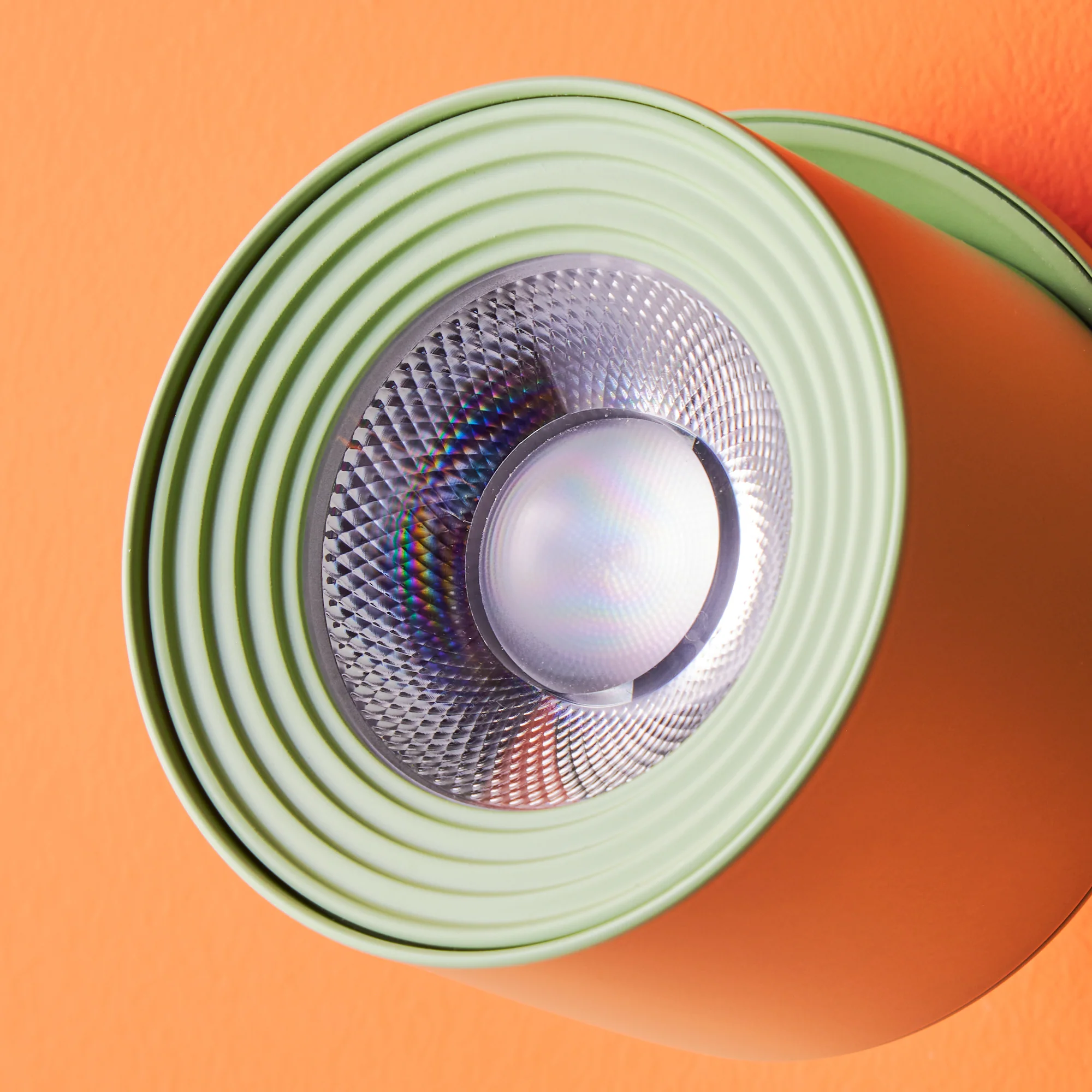 Scoon rechargeable wall light in watercress - Image 7