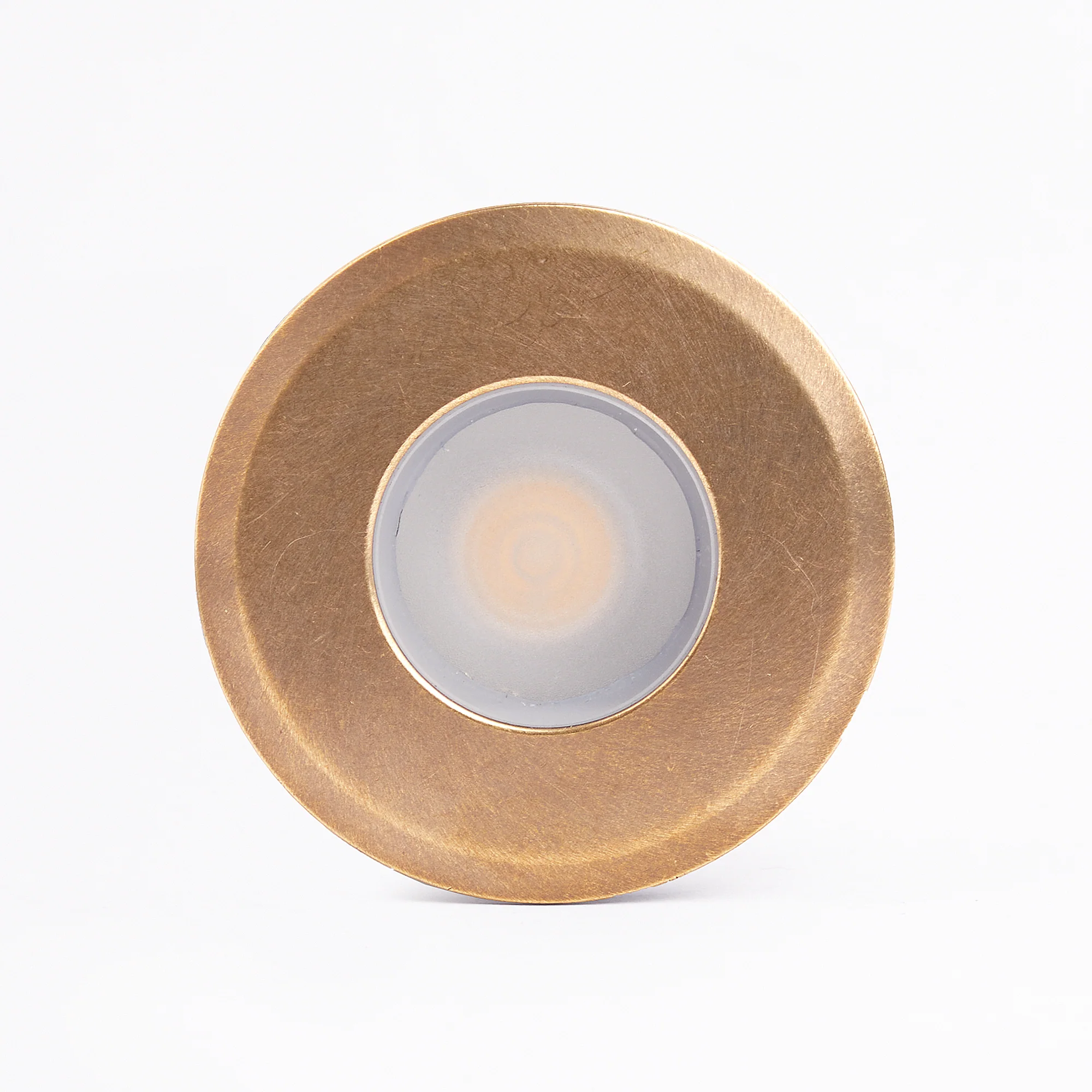 Sennen ip67 LED full body deck light in brass