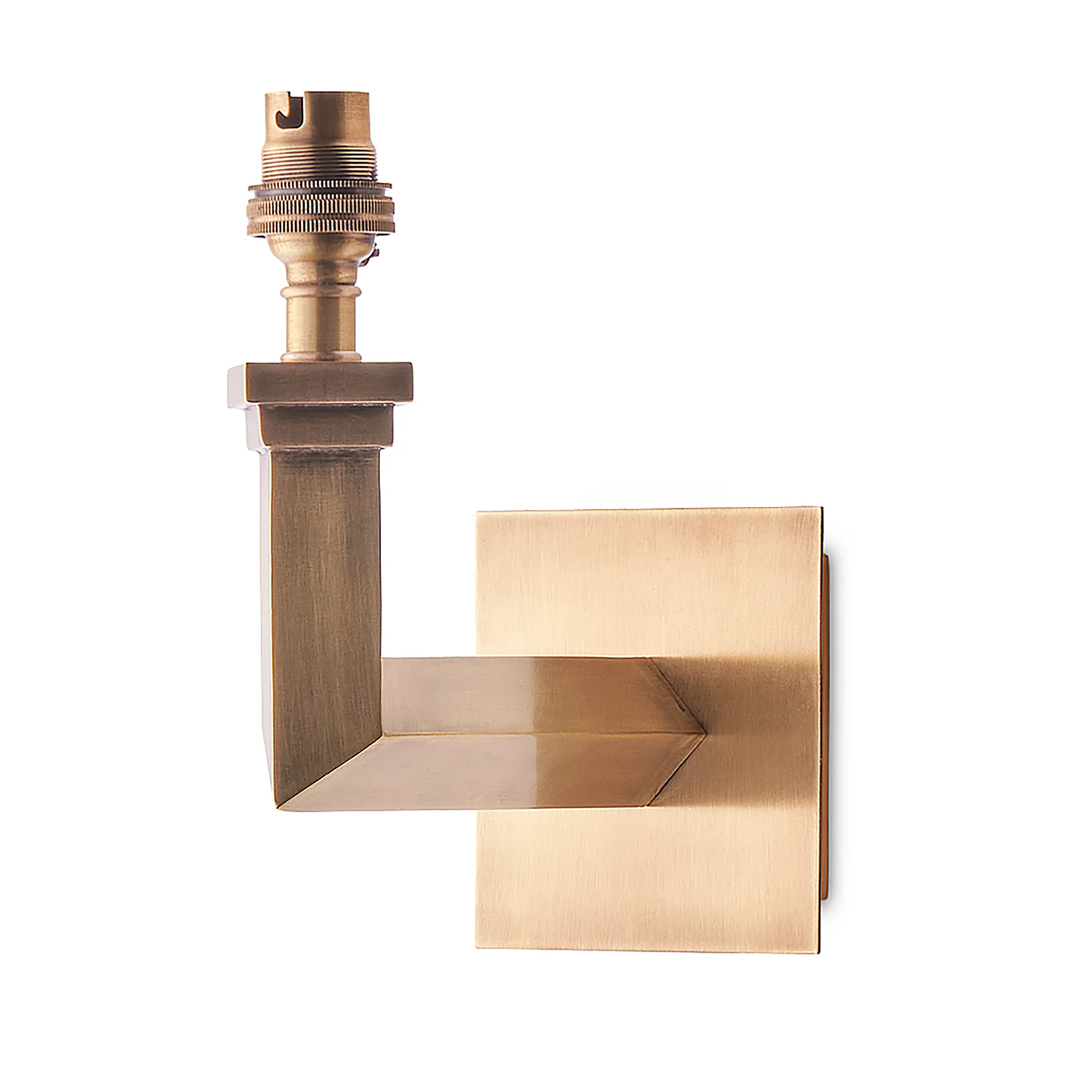 Skipwith single wall fitting in antiqued brass