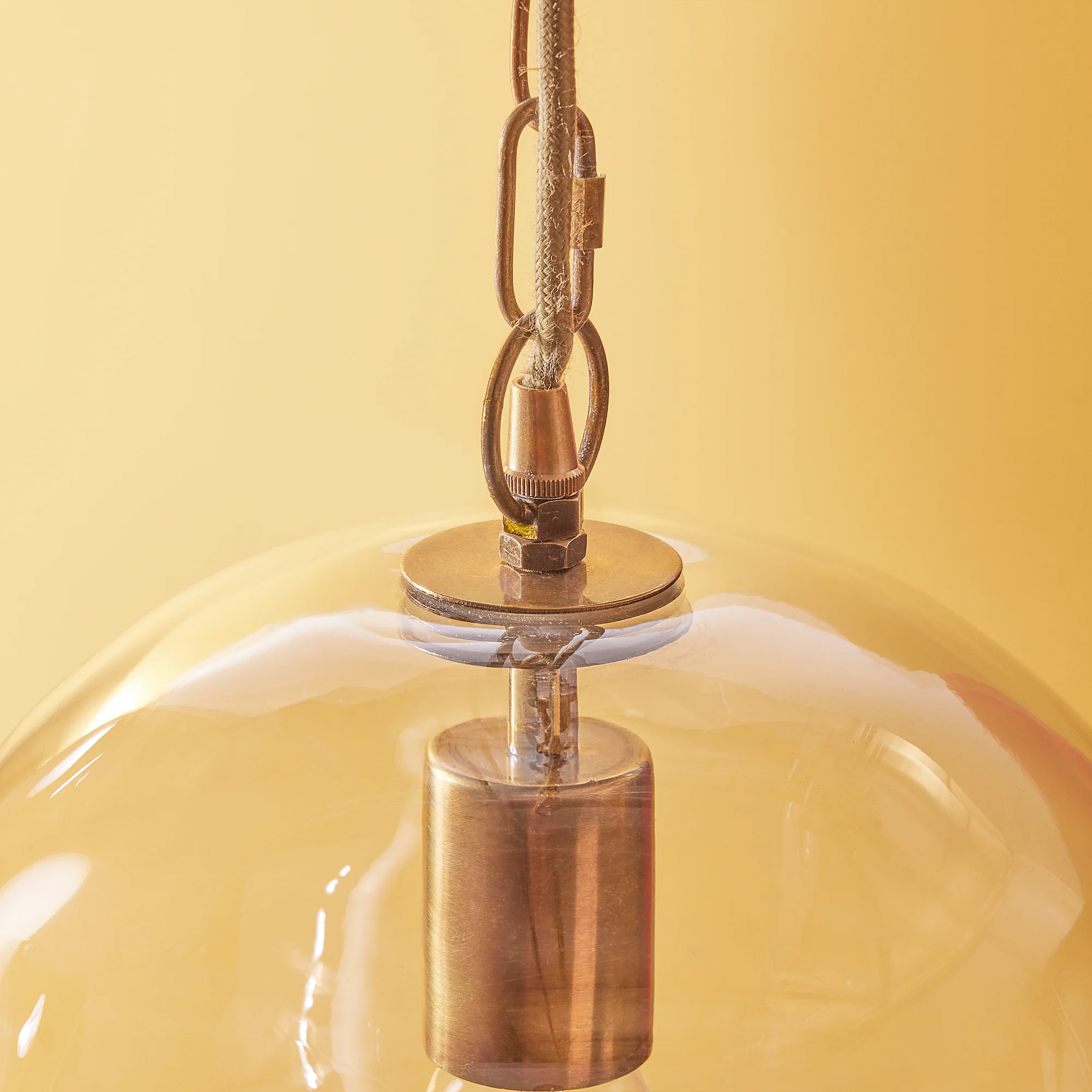 Small Zindarella pendant in clear glass - Image 12