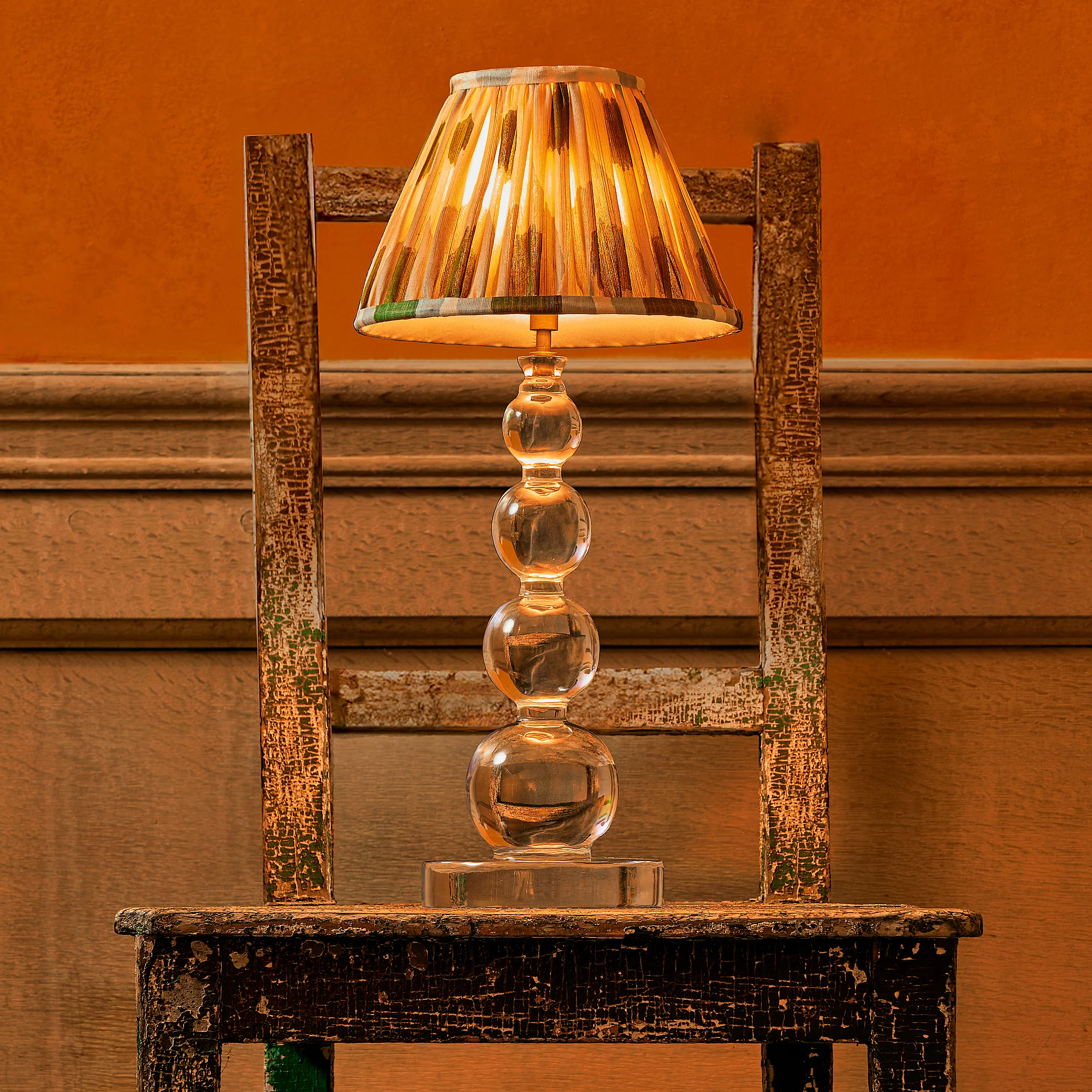 Smaller Aurora rechargeable table lamp in clear - Image 2
