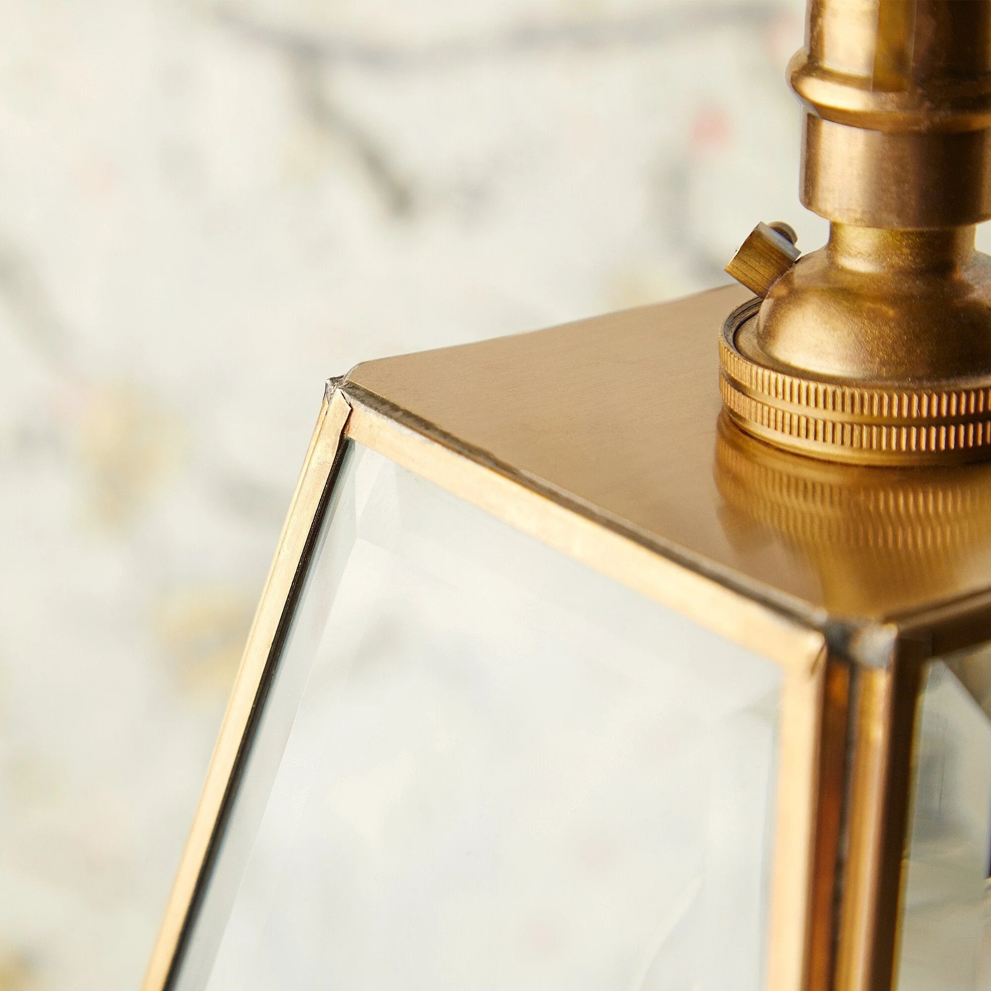 Smaller Luxor lantern in clear glass - Image 4