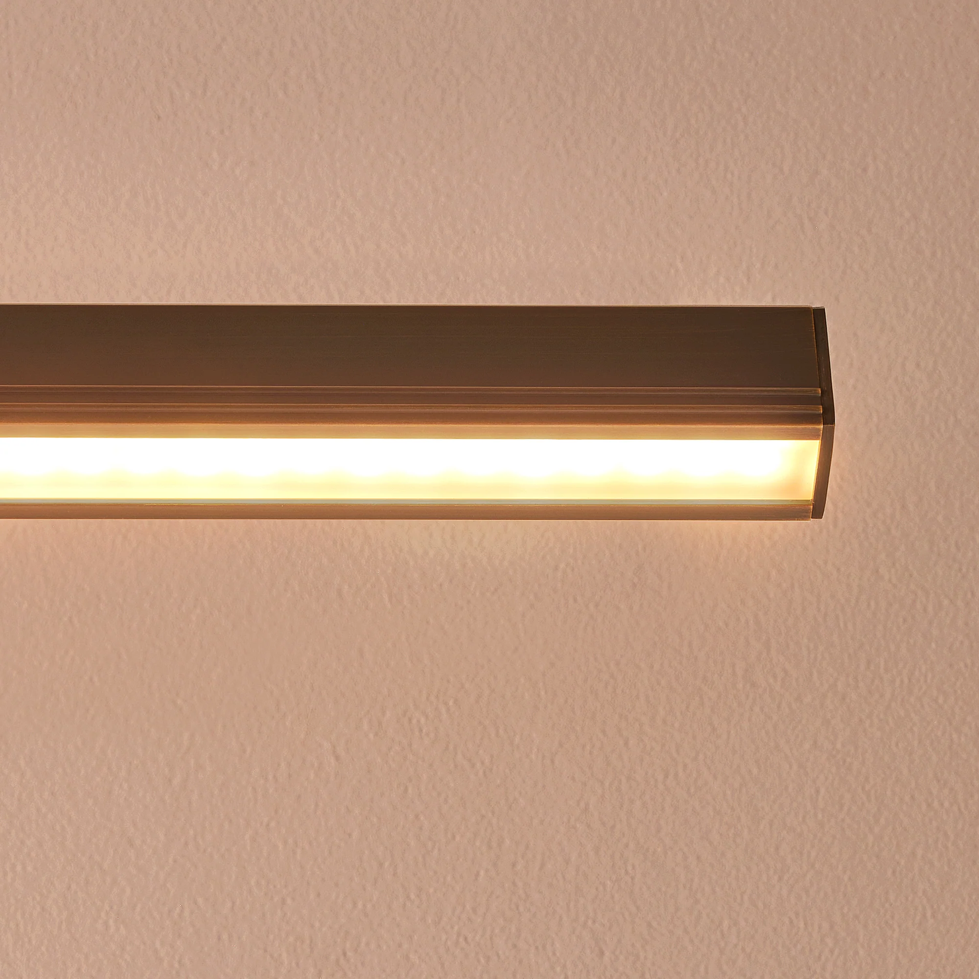 Smaller Marcel rechargeable picture light in bronze finish - Image 7